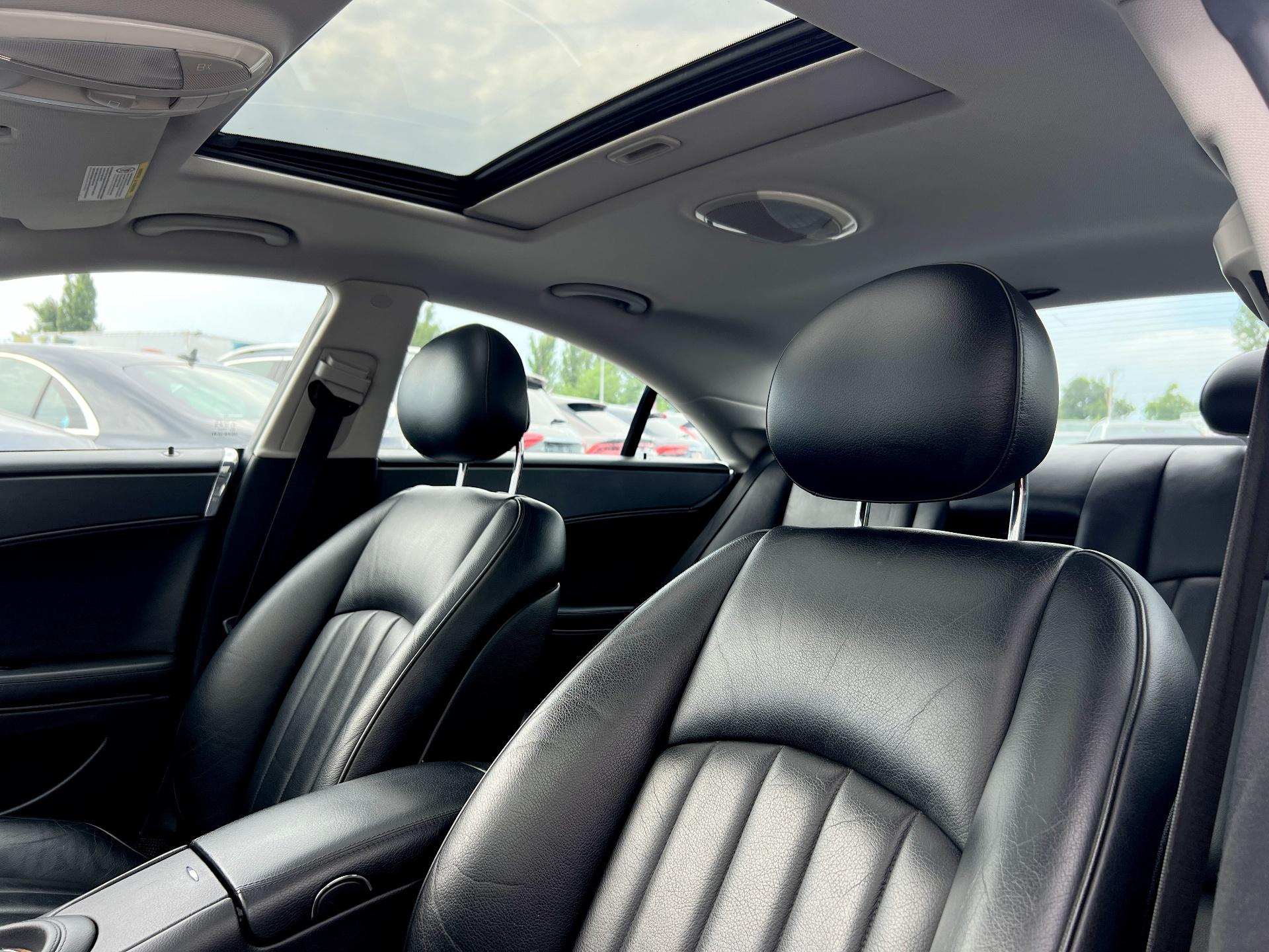 Mercedes-Benz-CLS