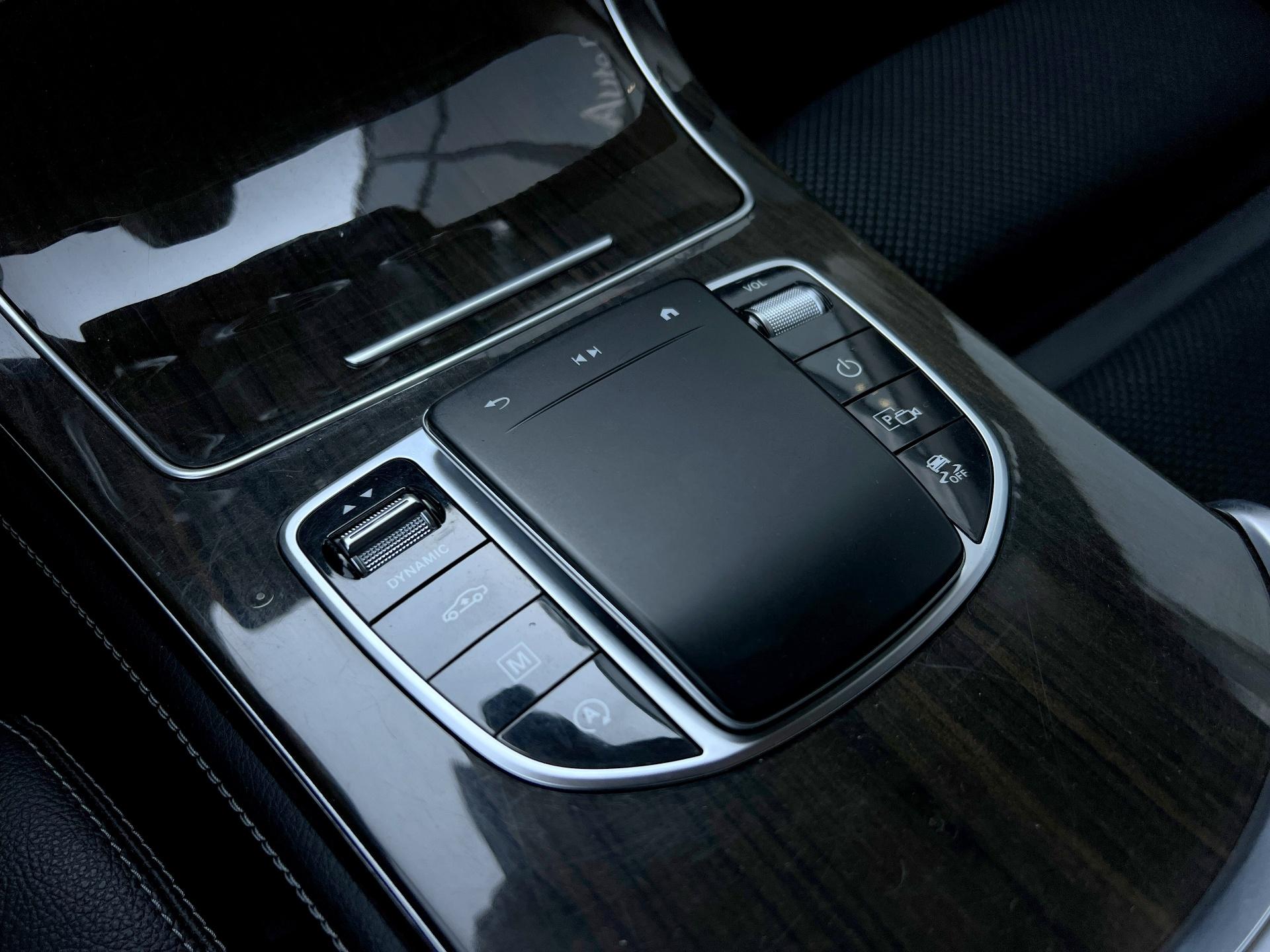 Mercedes-Benz-GLC