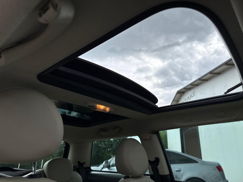 Car Thumb