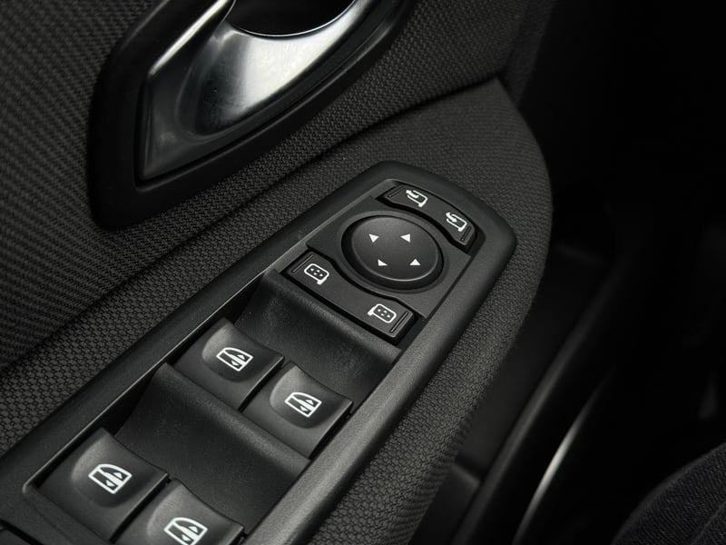 Car Thumb
