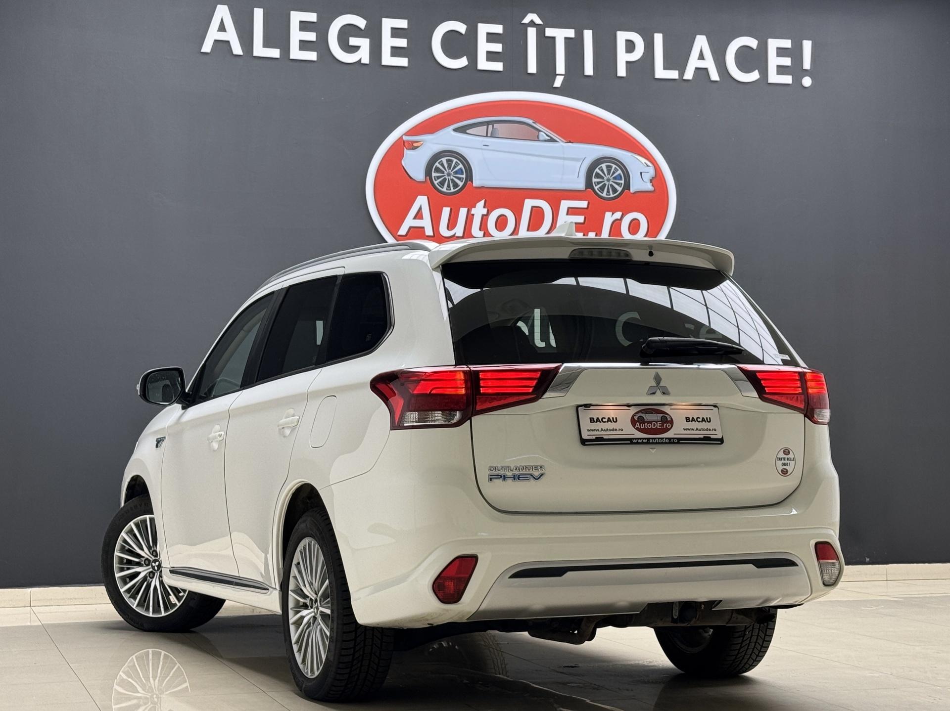 Mitsubishi-Outlander