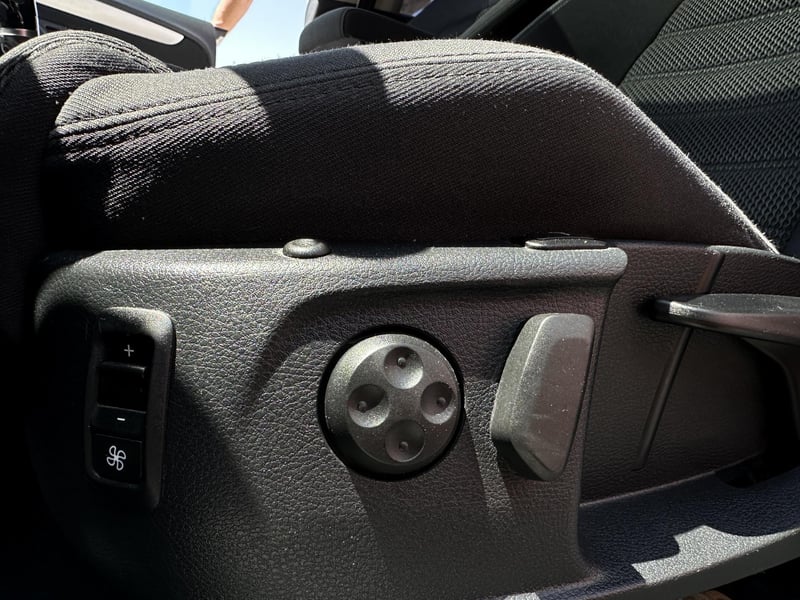 Car Thumb