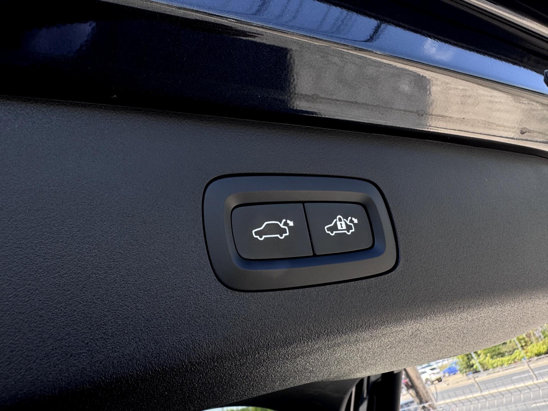 Lynk-co-01