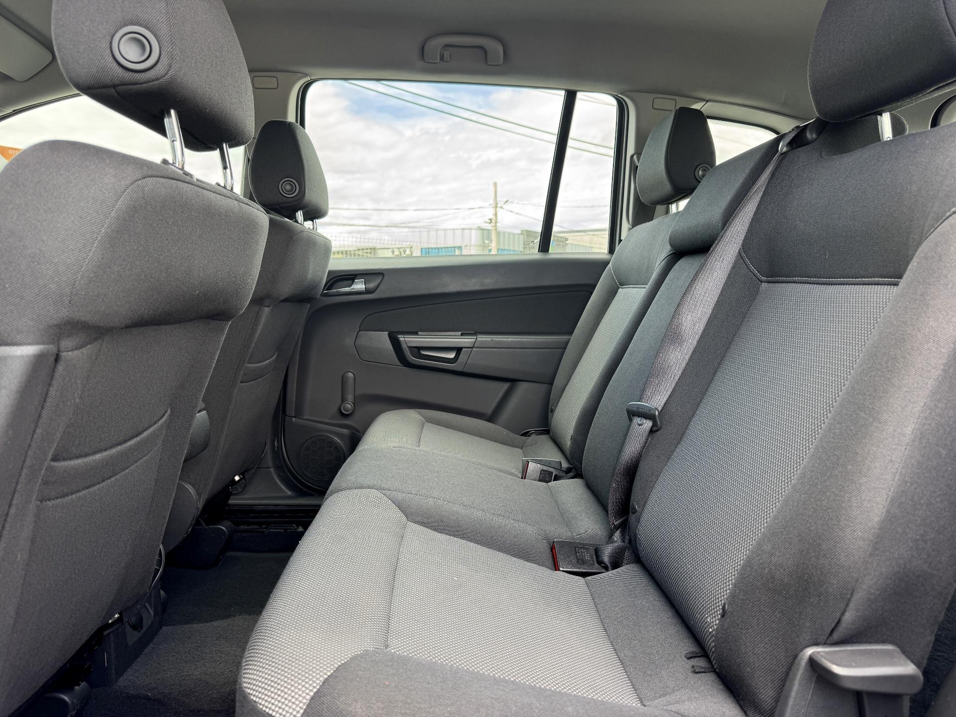 Opel-Zafira