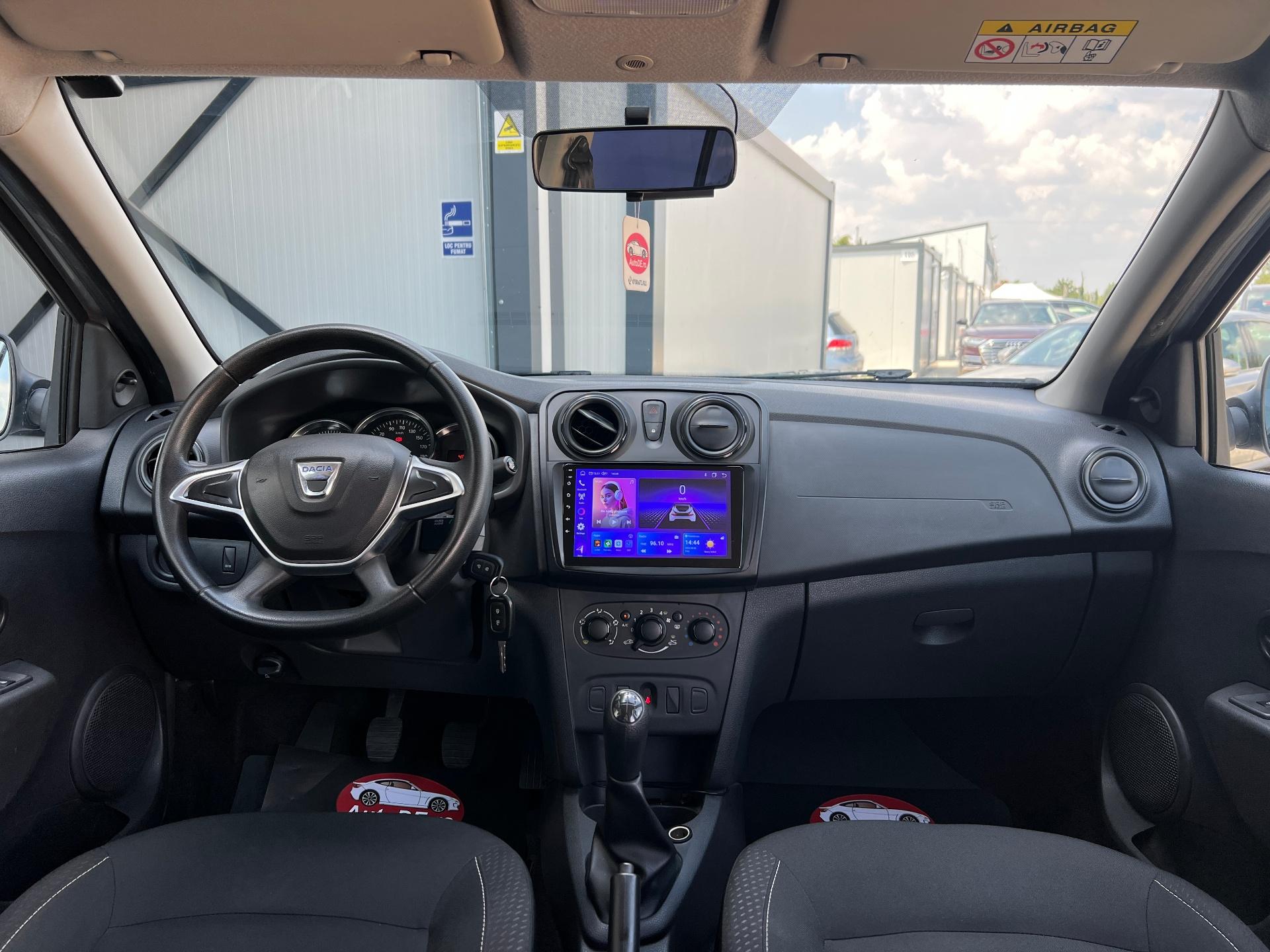 Dacia-Logan