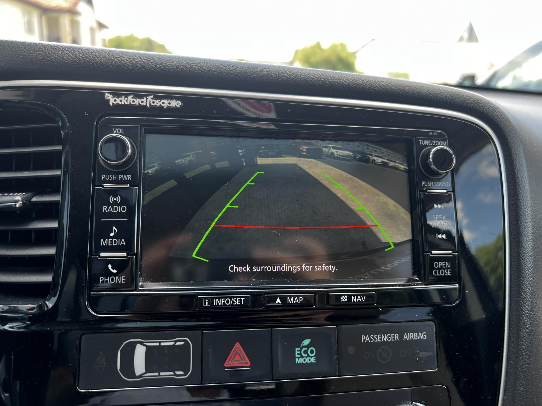 Mitsubishi-Outlander