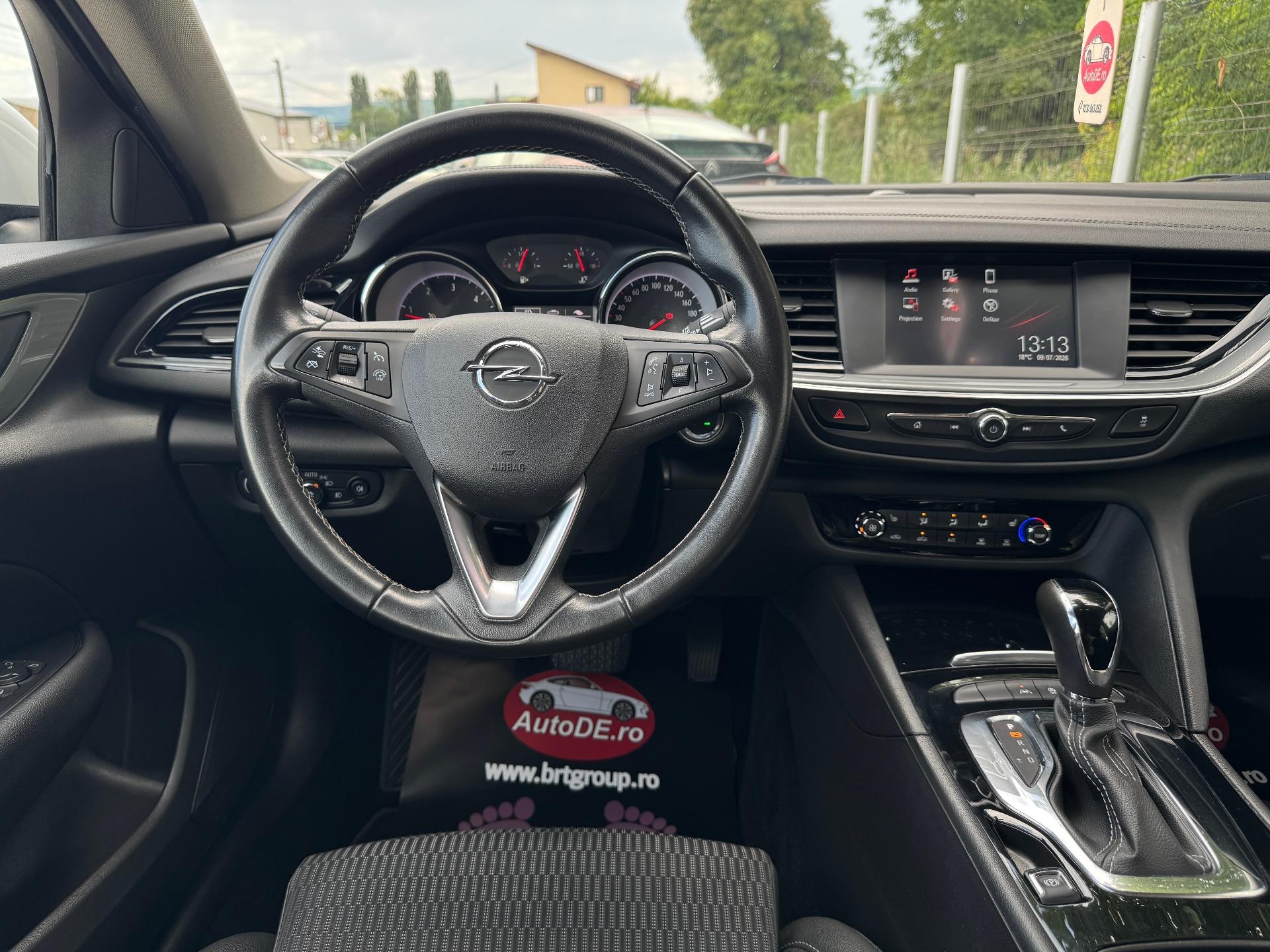 Opel-Insignia