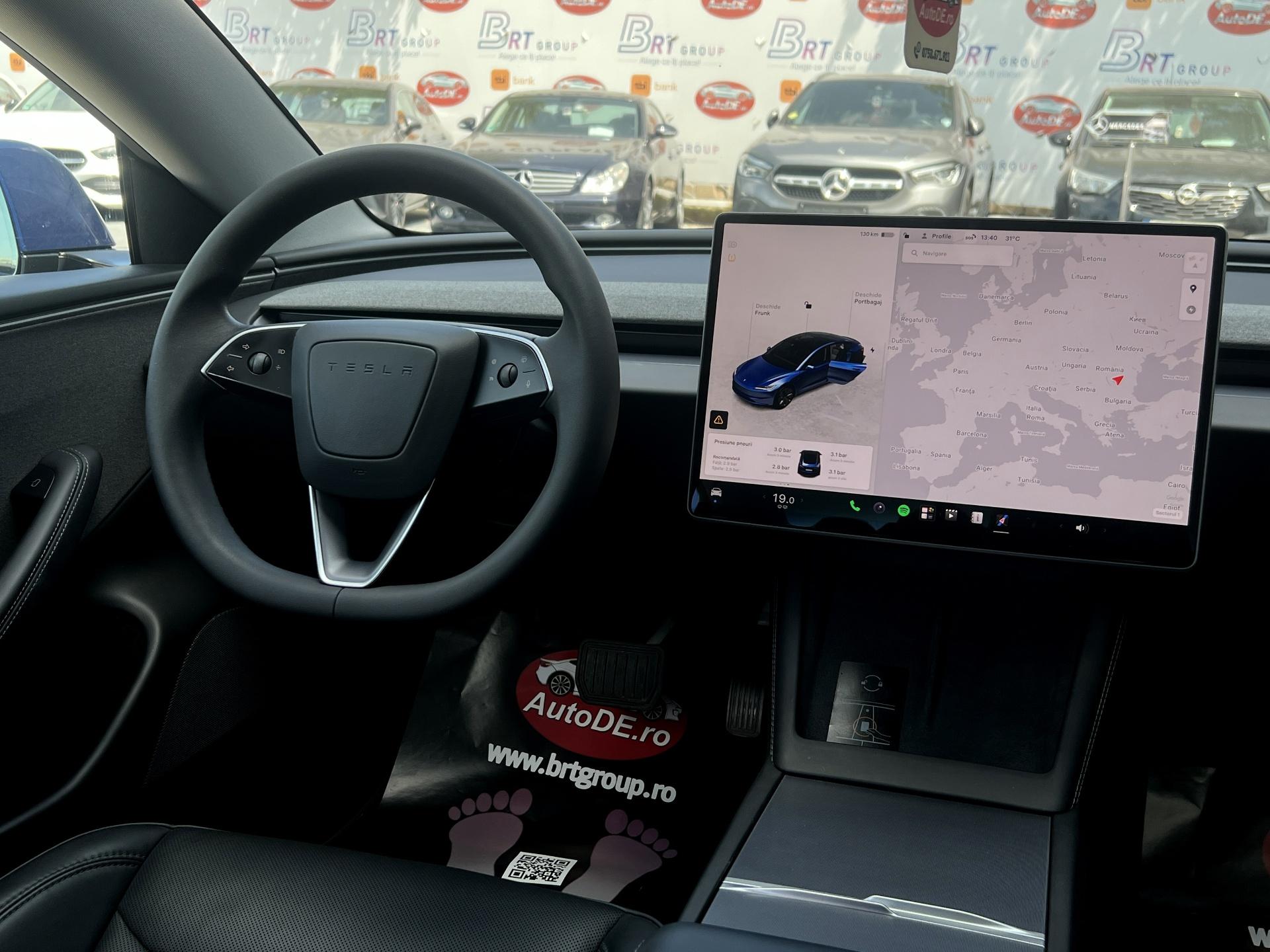 Tesla-Model 3