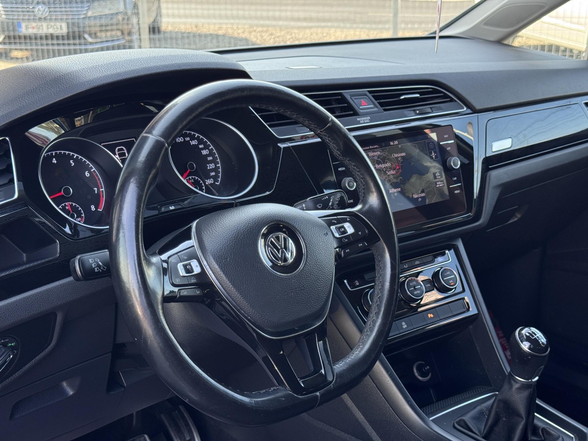 Volkswagen-Touran