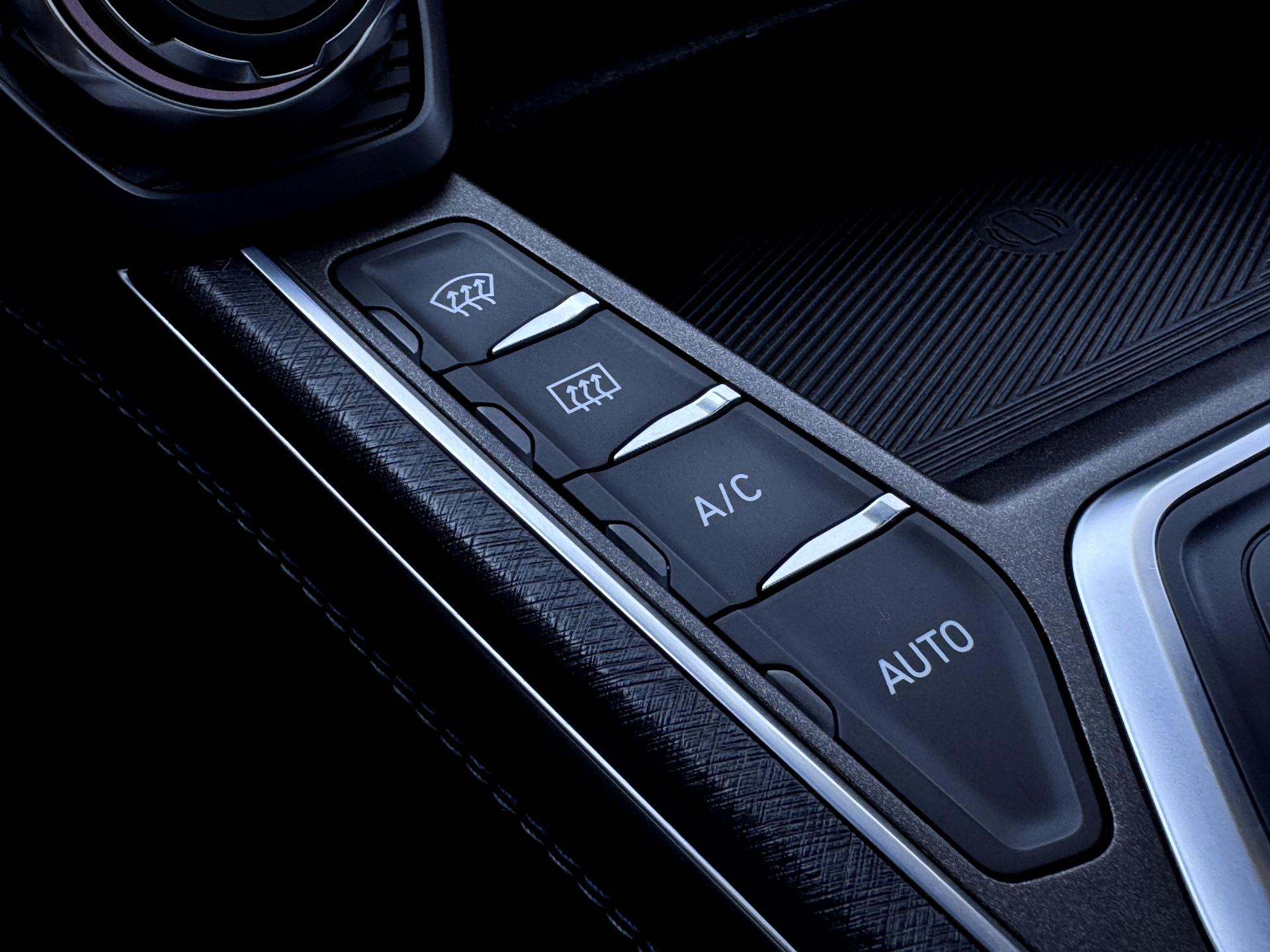 Lynk-co-01