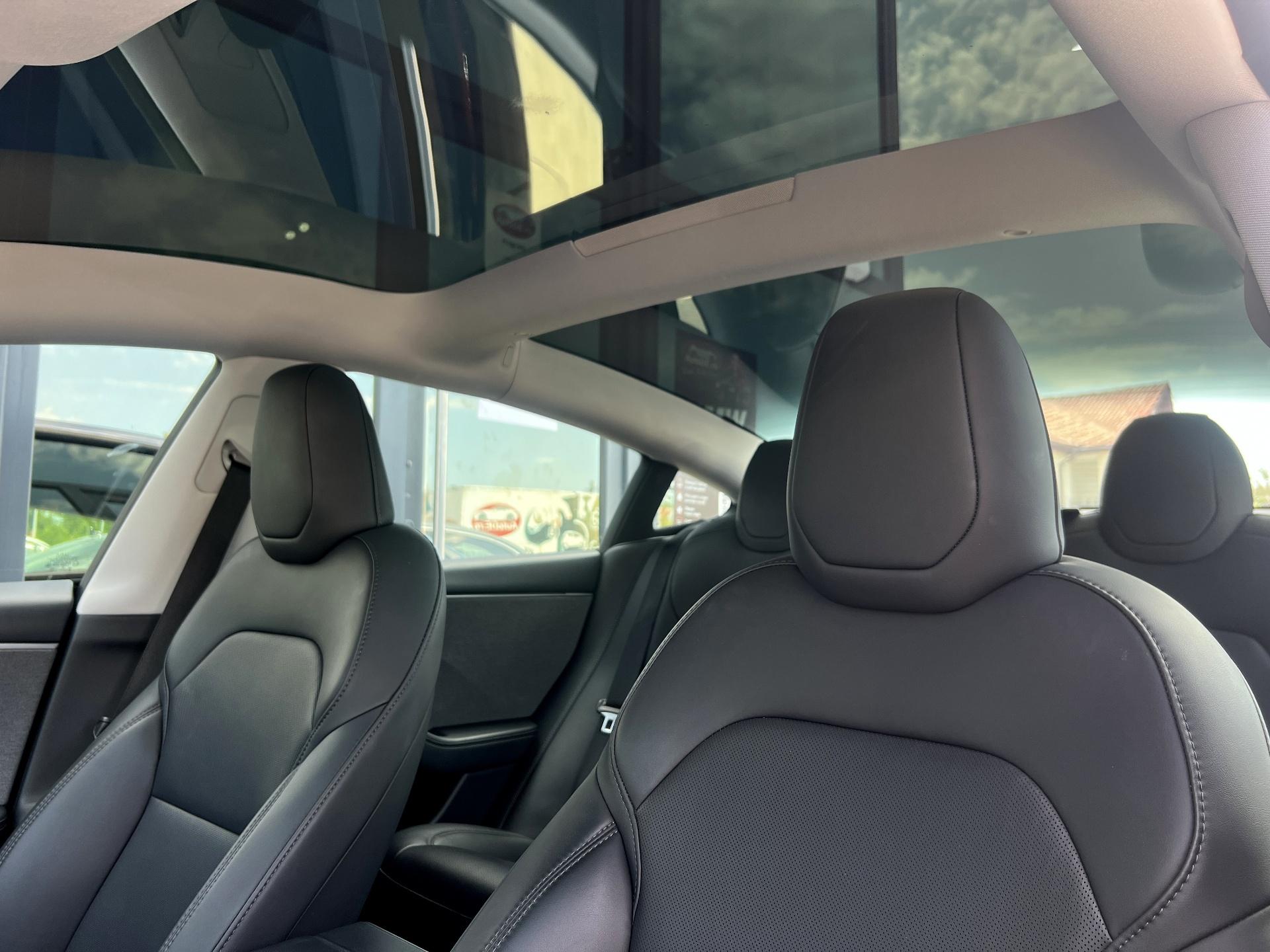 Tesla-Model 3