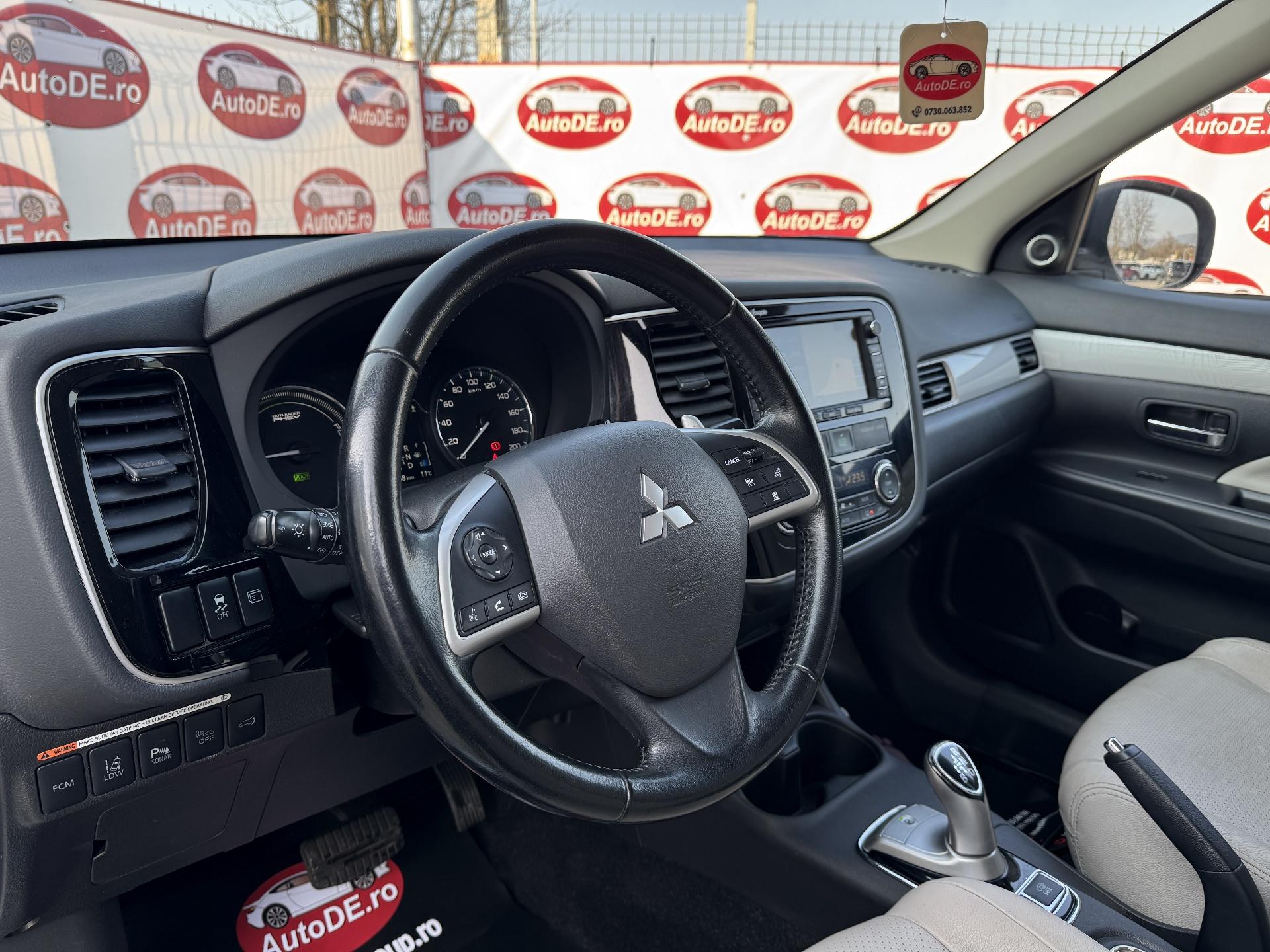 Mitsubishi-Outlander