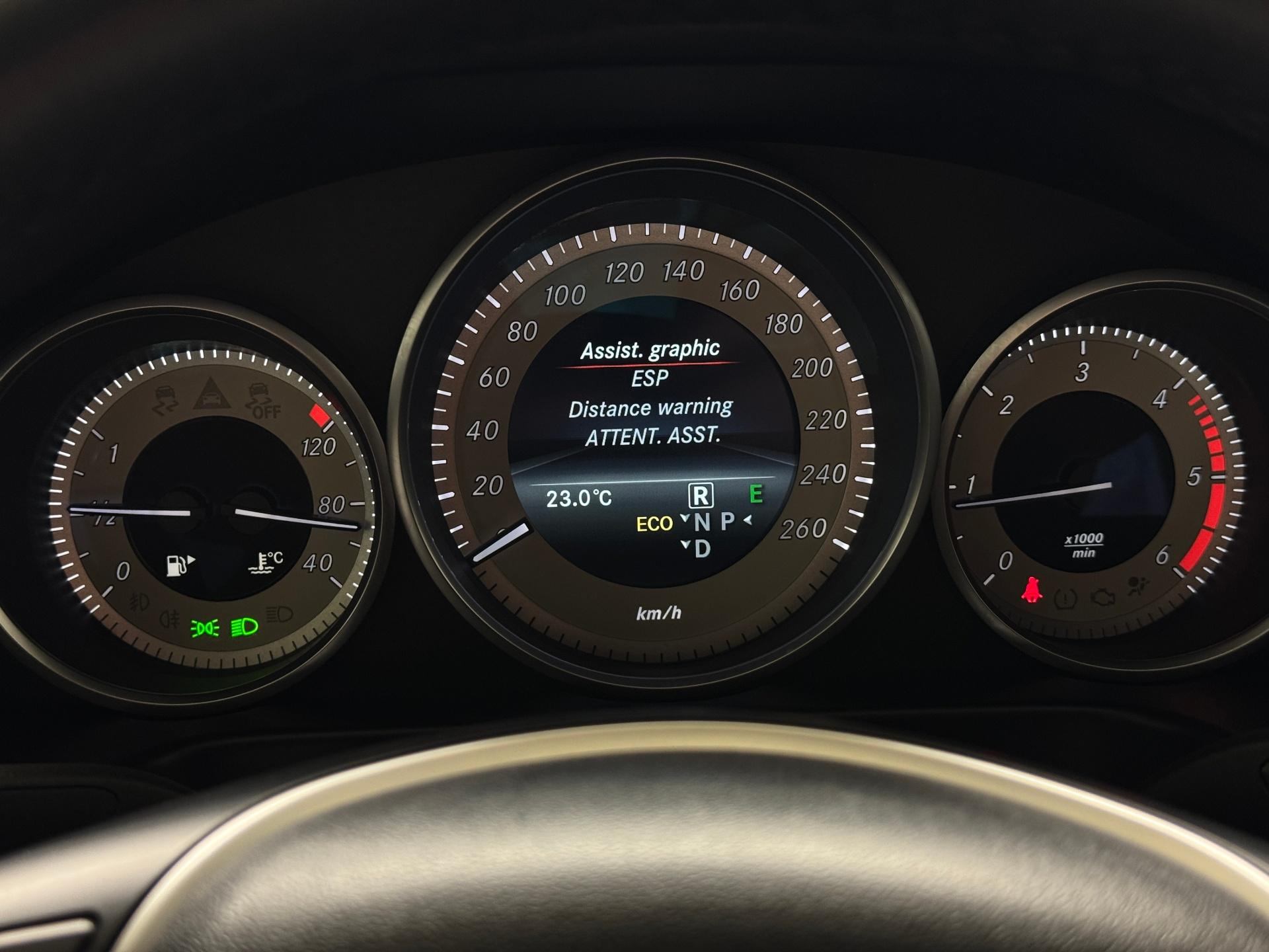 Mercedes-Benz-E