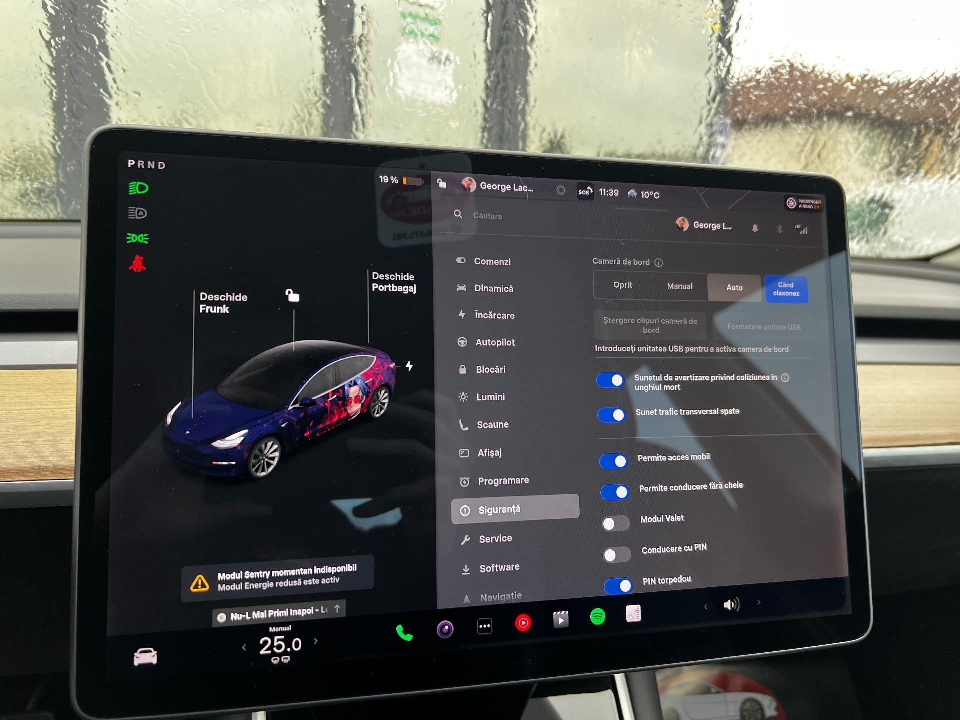 Tesla-Model 3