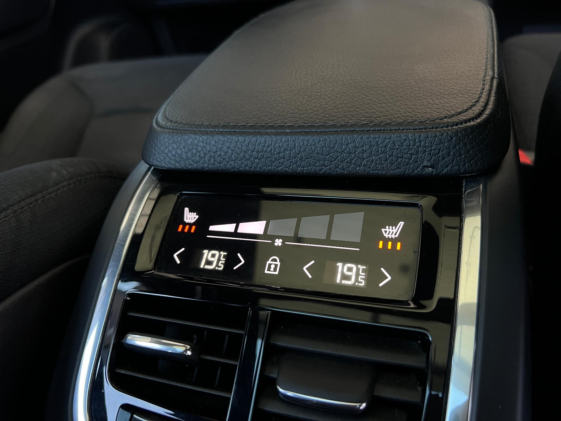 Volvo-XC 90