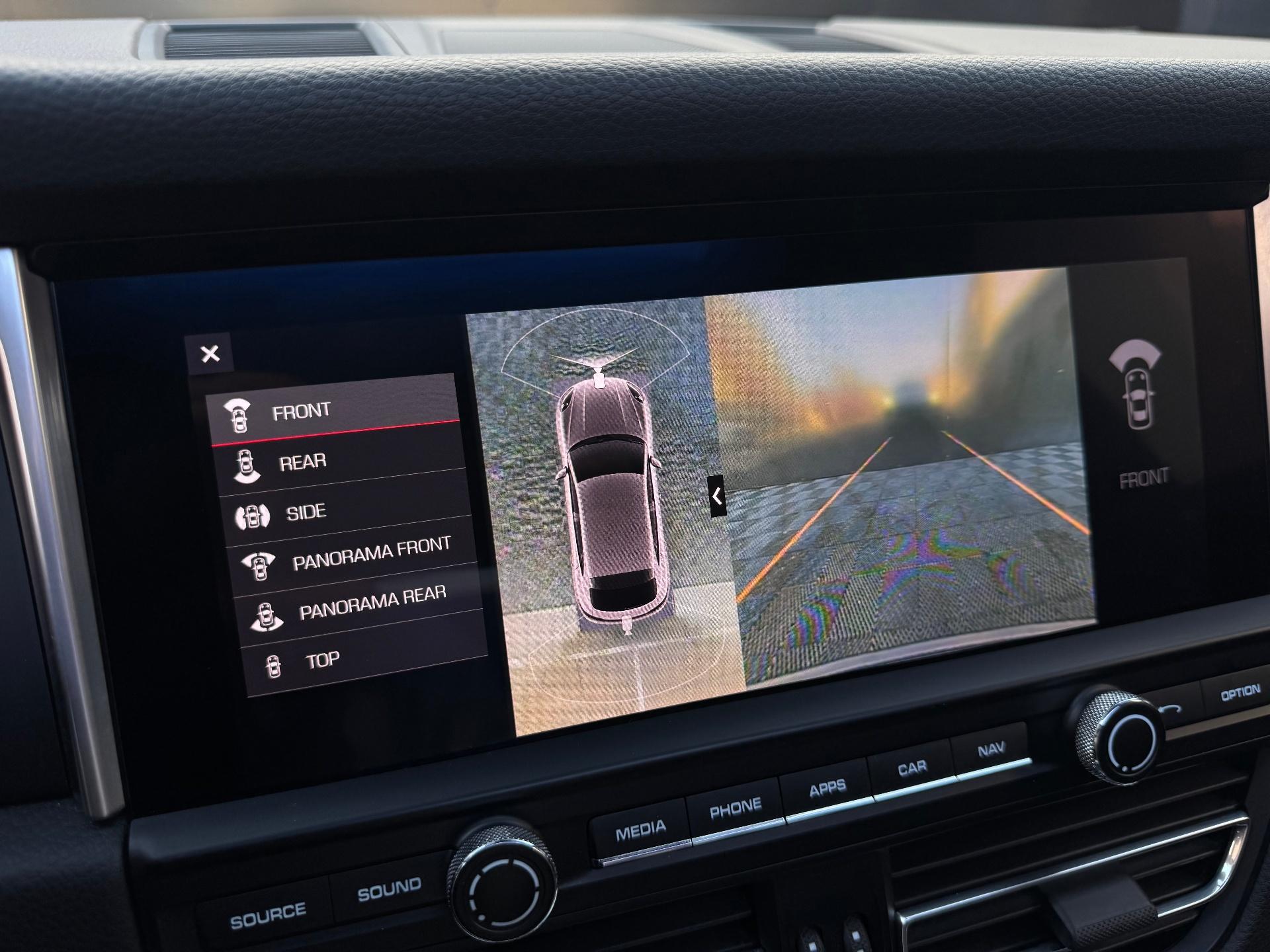 Porsche-Macan
