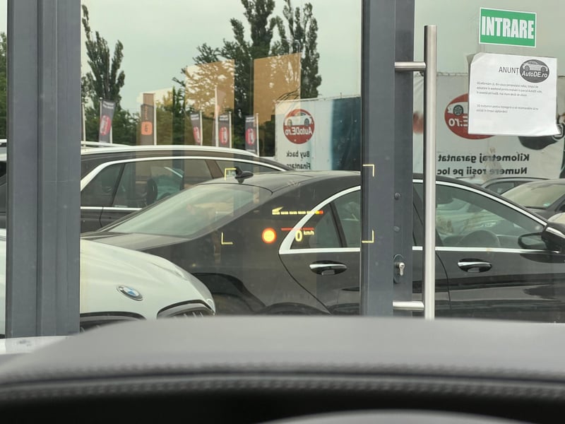 Car Thumb