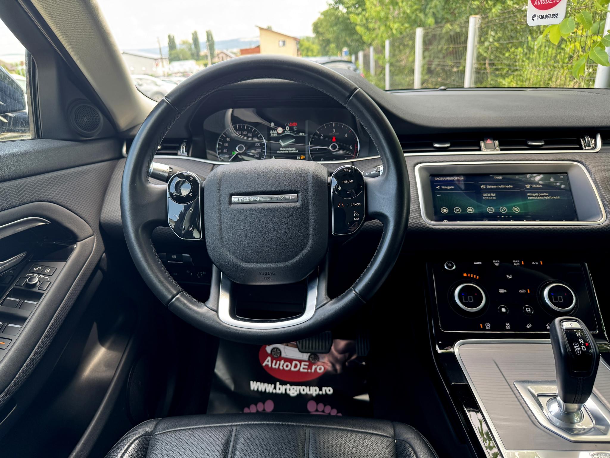 Land Rover-Range Rover Evoque