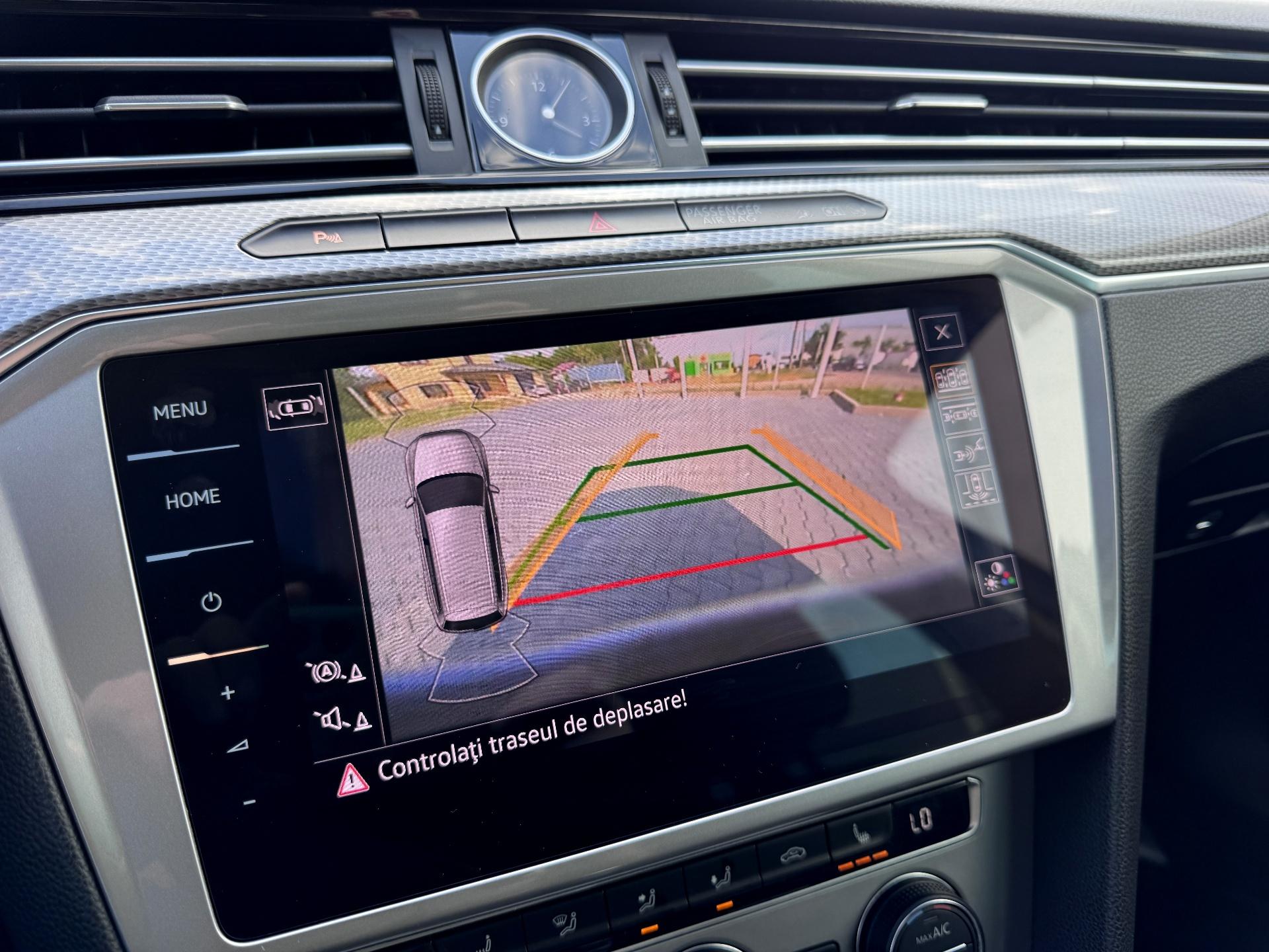 Volkswagen-Passat Alltrack