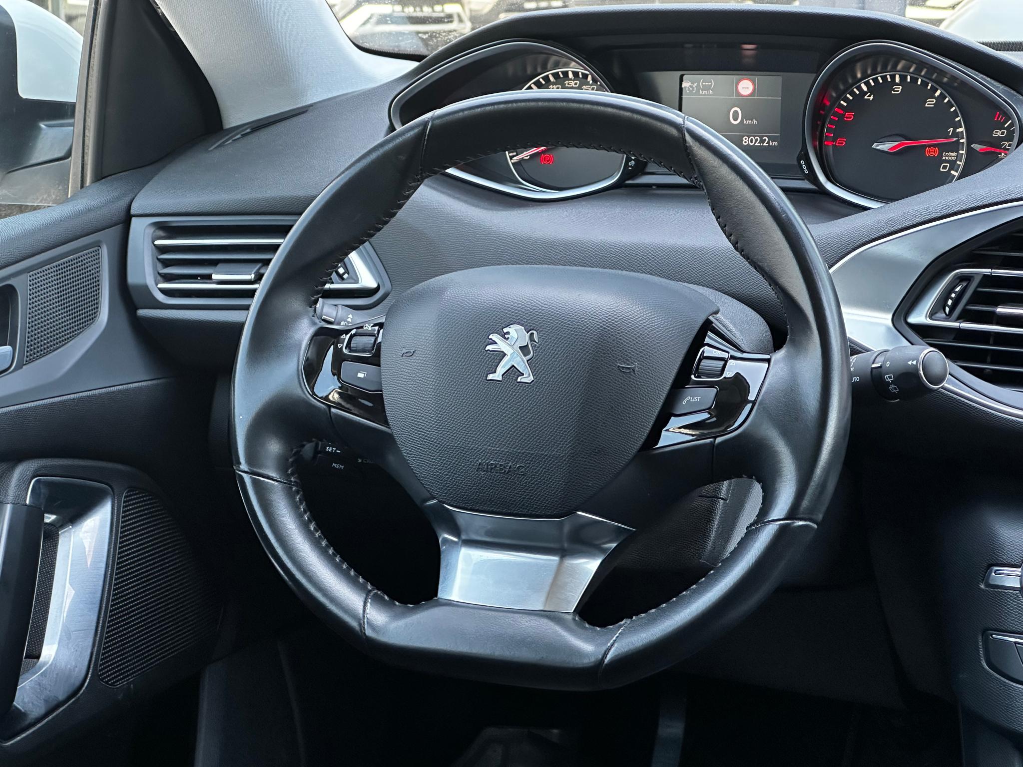 Peugeot-308