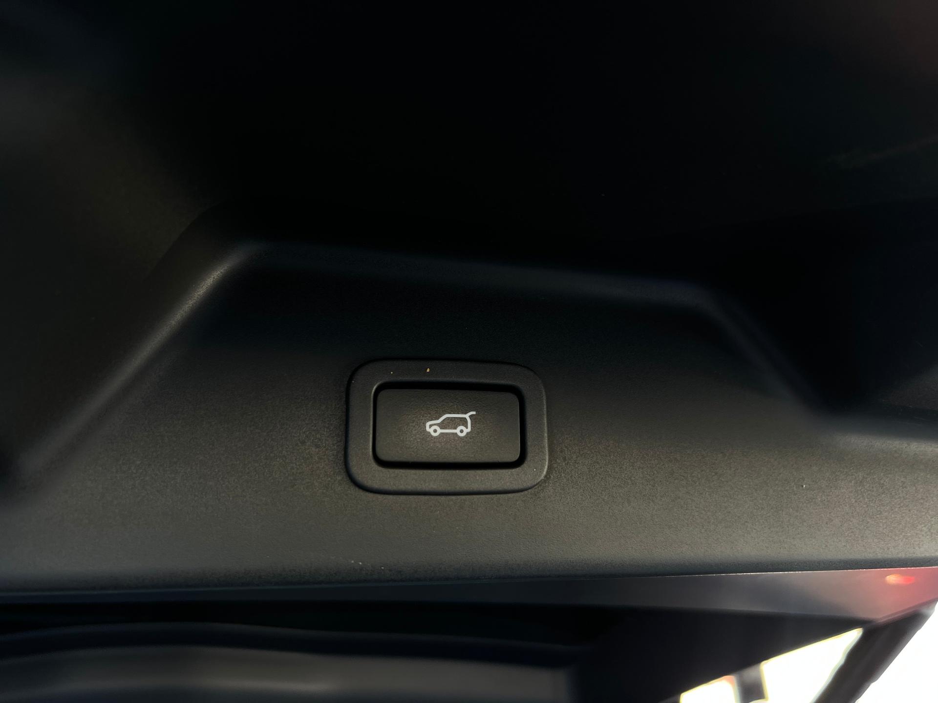 Land Rover-Range Rover
