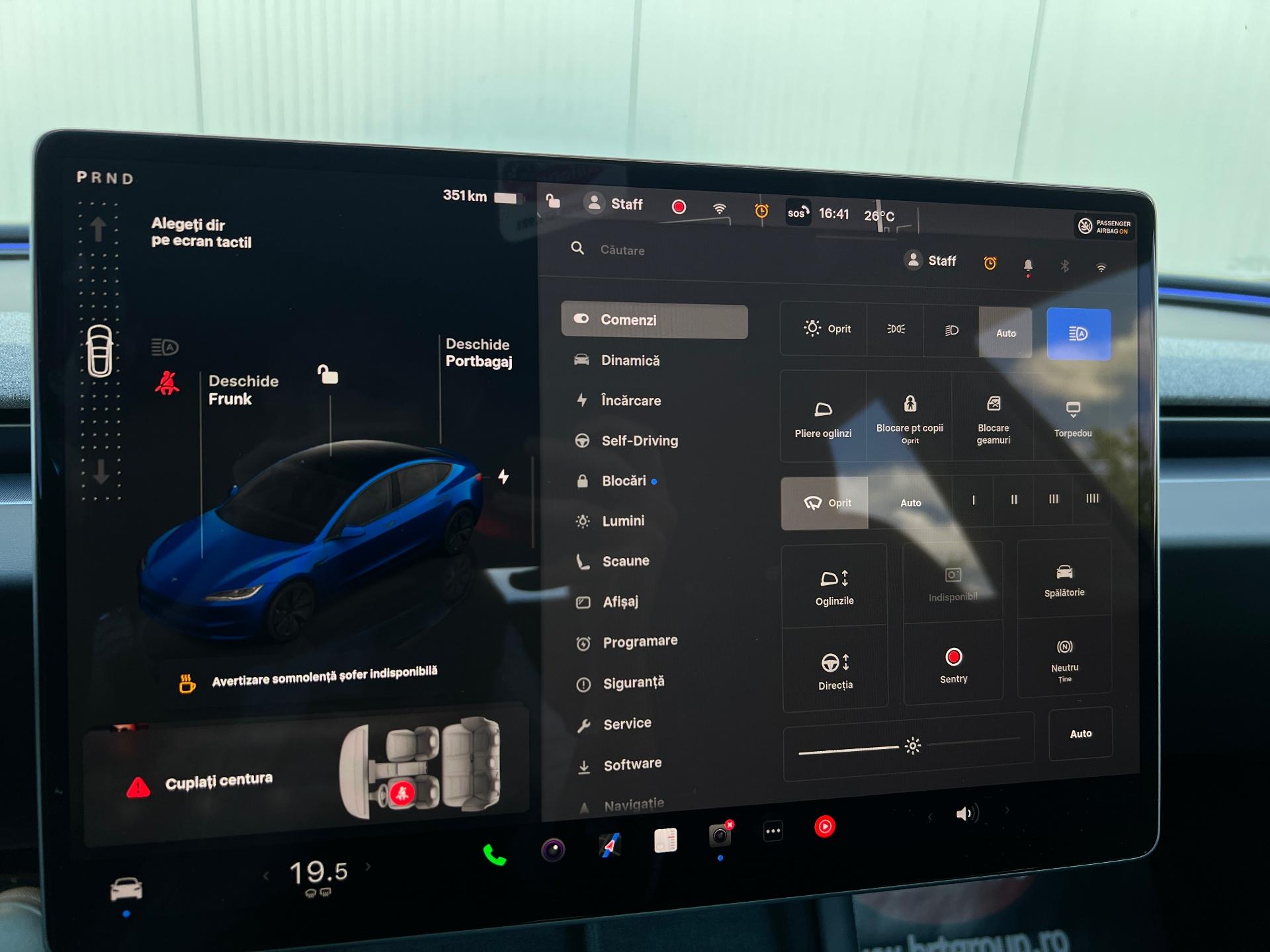 Tesla-Model 3