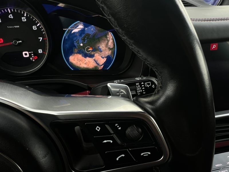 Car Thumb