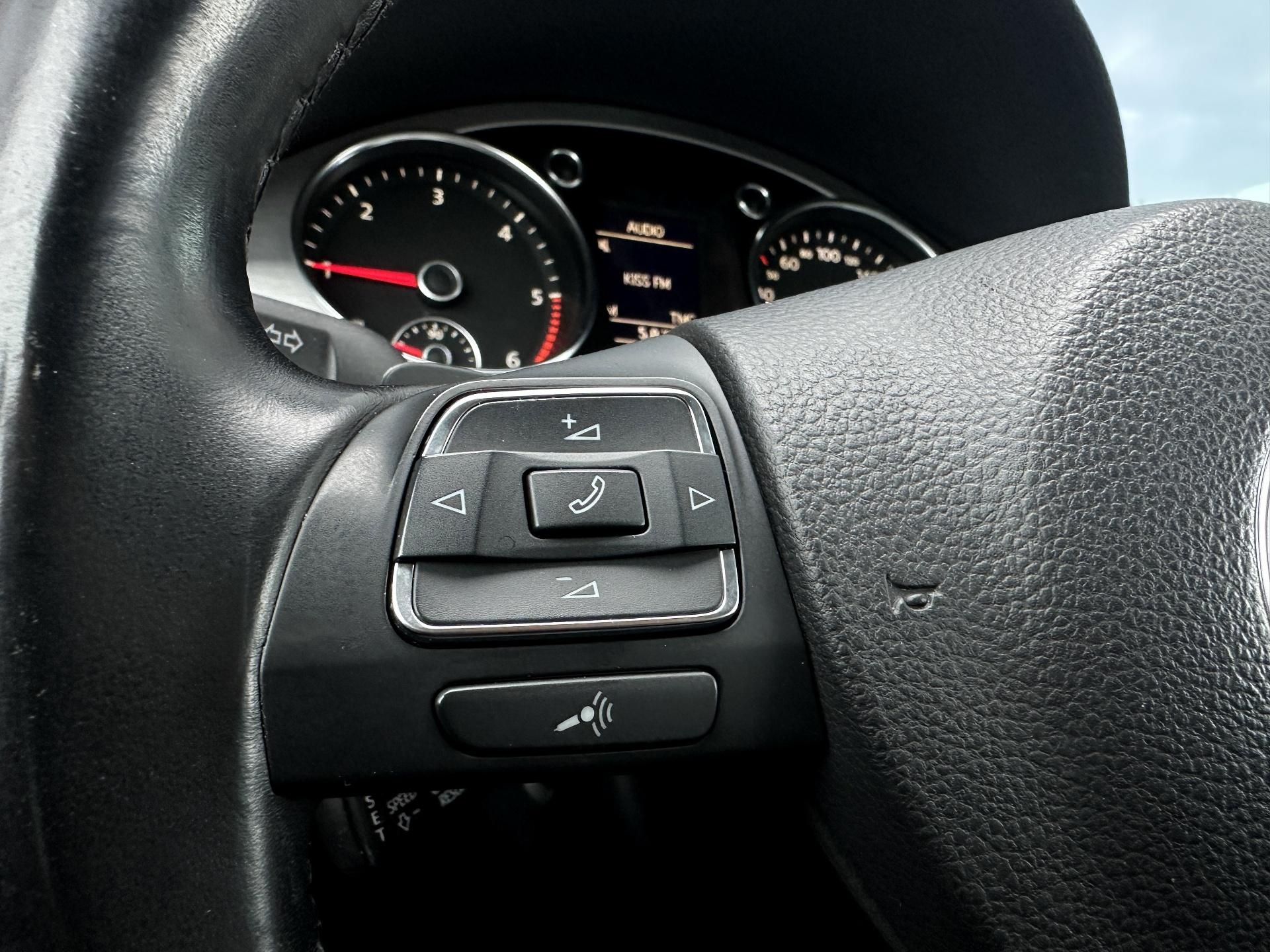 Volkswagen-Passat CC