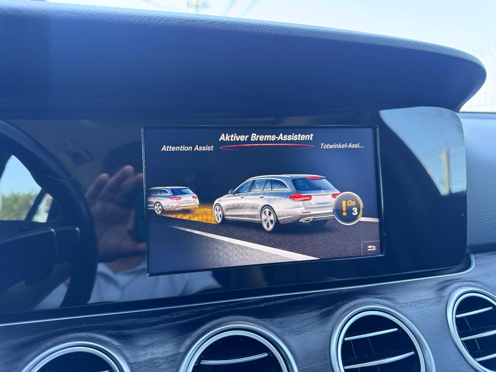 Mercedes-Benz-E
