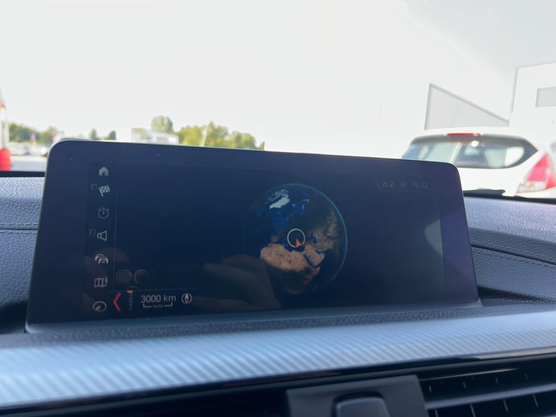 Car Thumb