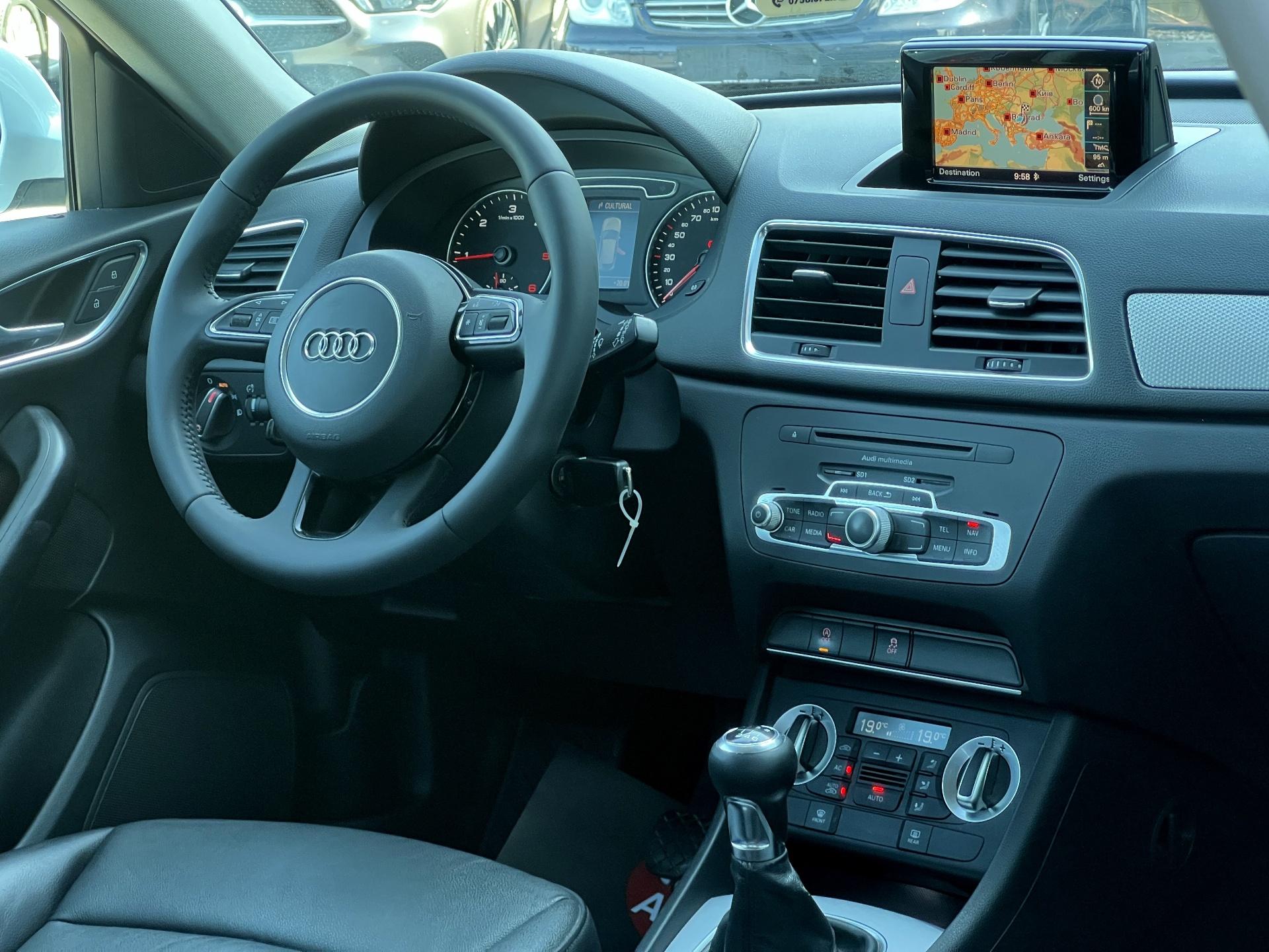 Audi-Q3