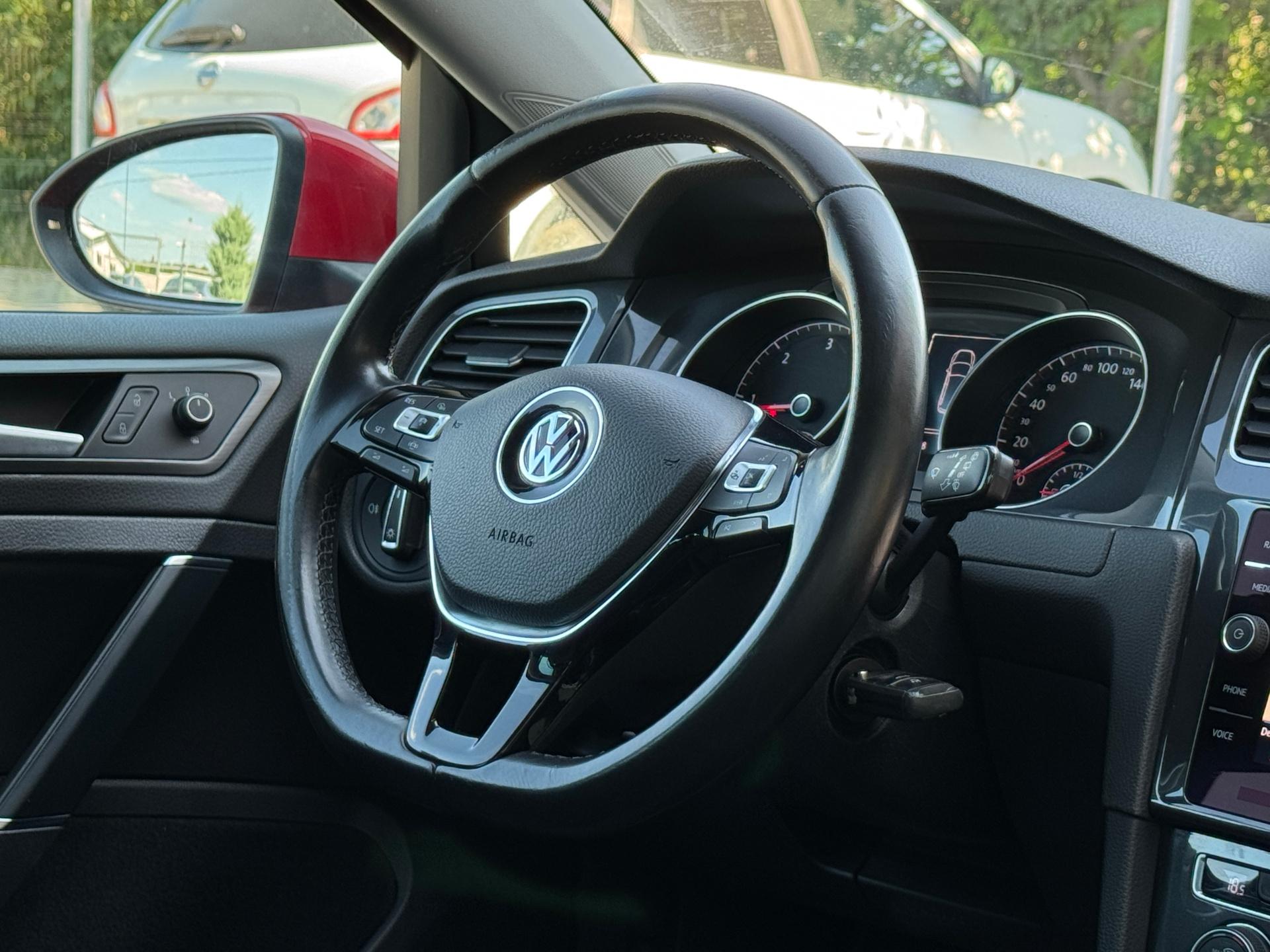 Volkswagen-Golf