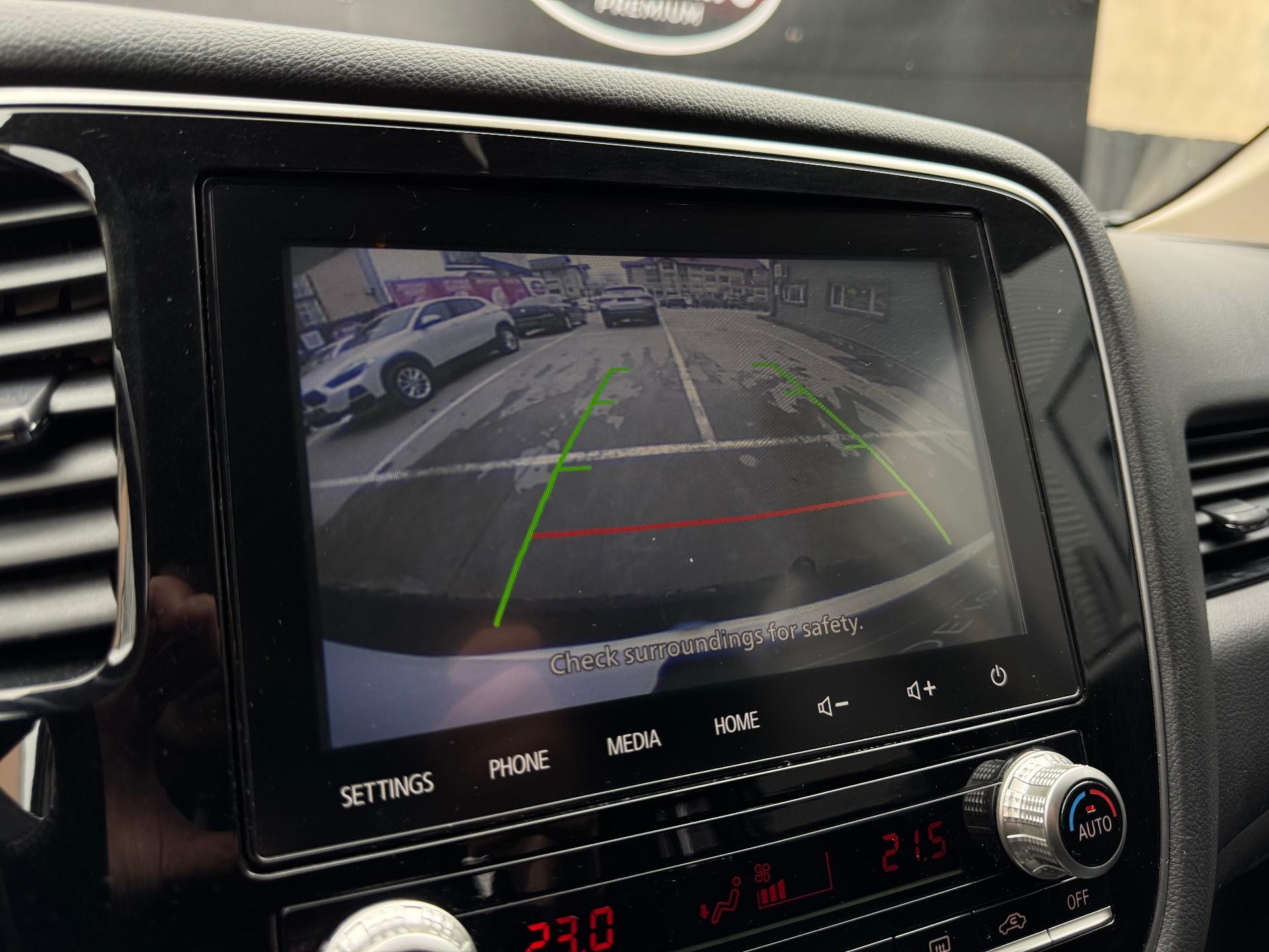 Mitsubishi-Outlander