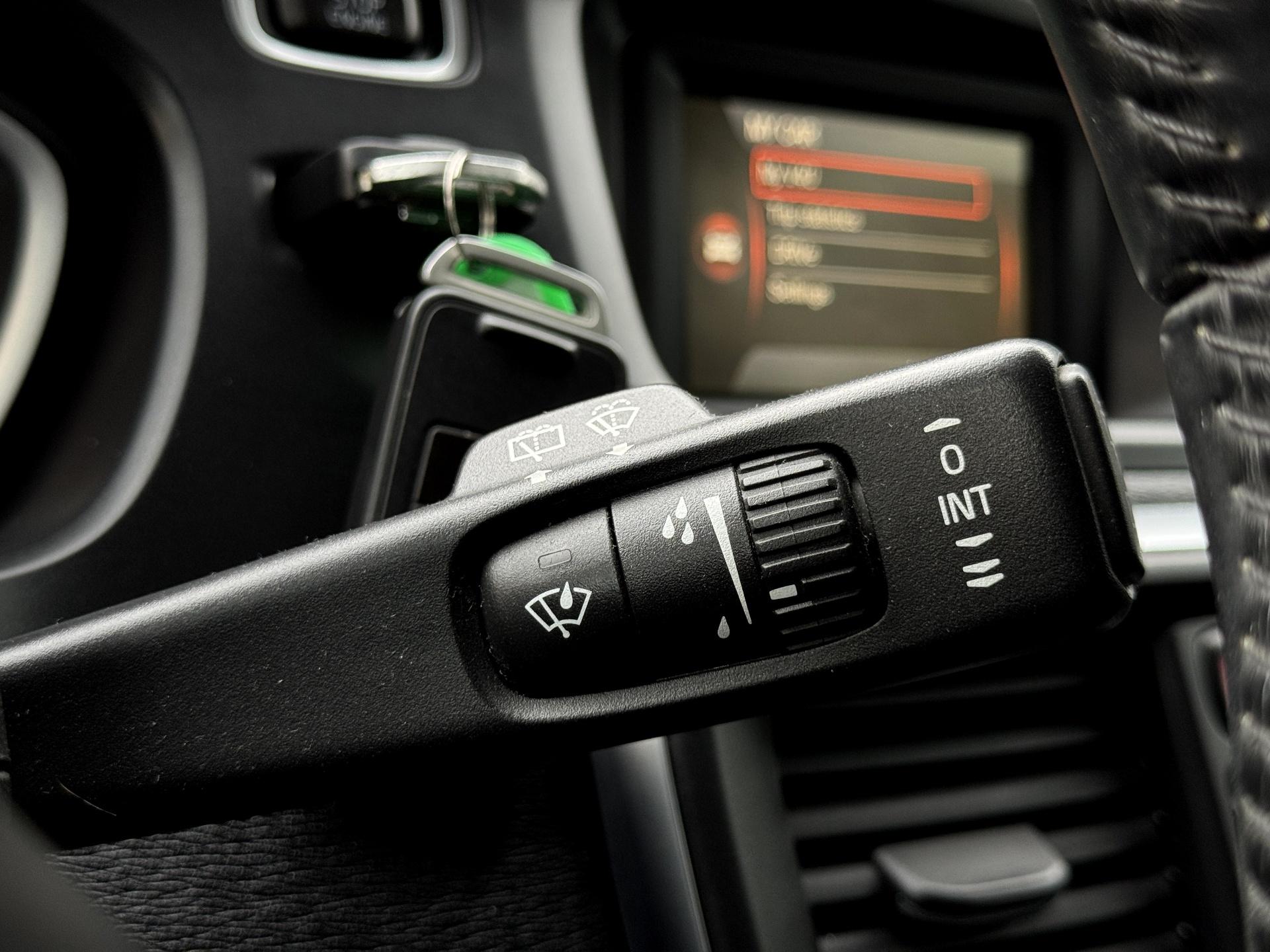 Volvo-V40