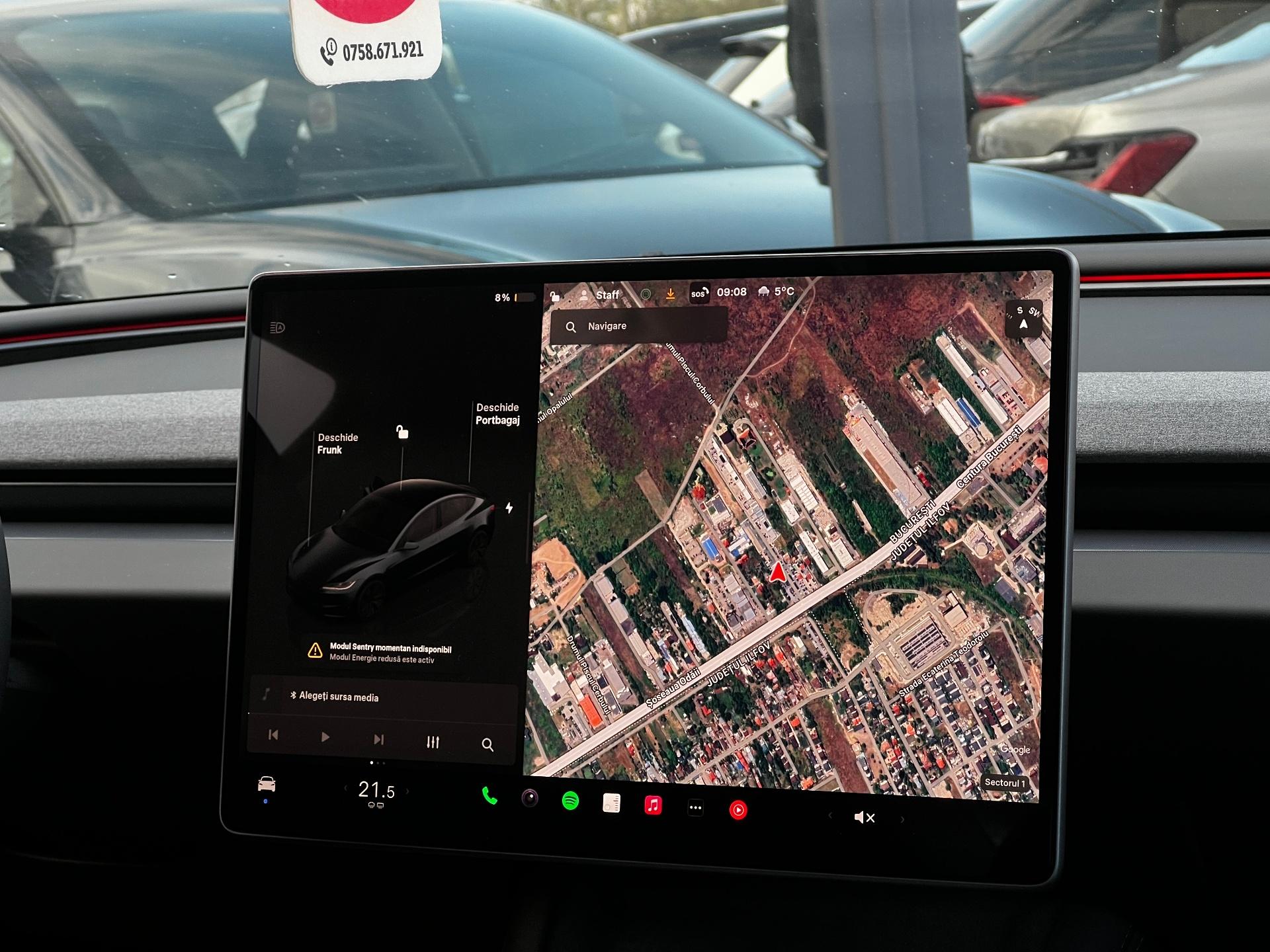 Tesla-Model 3