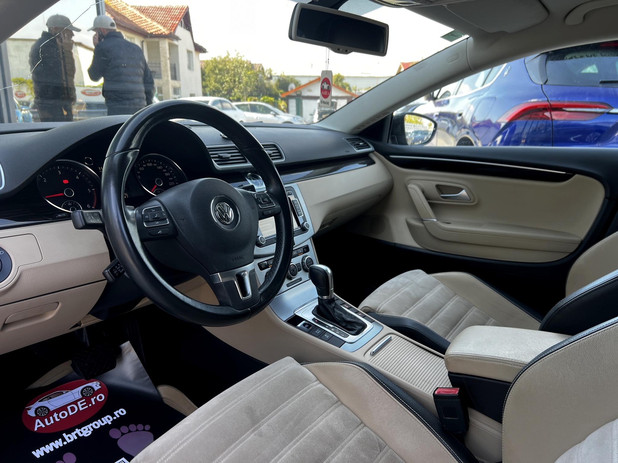 Volkswagen-Passat CC