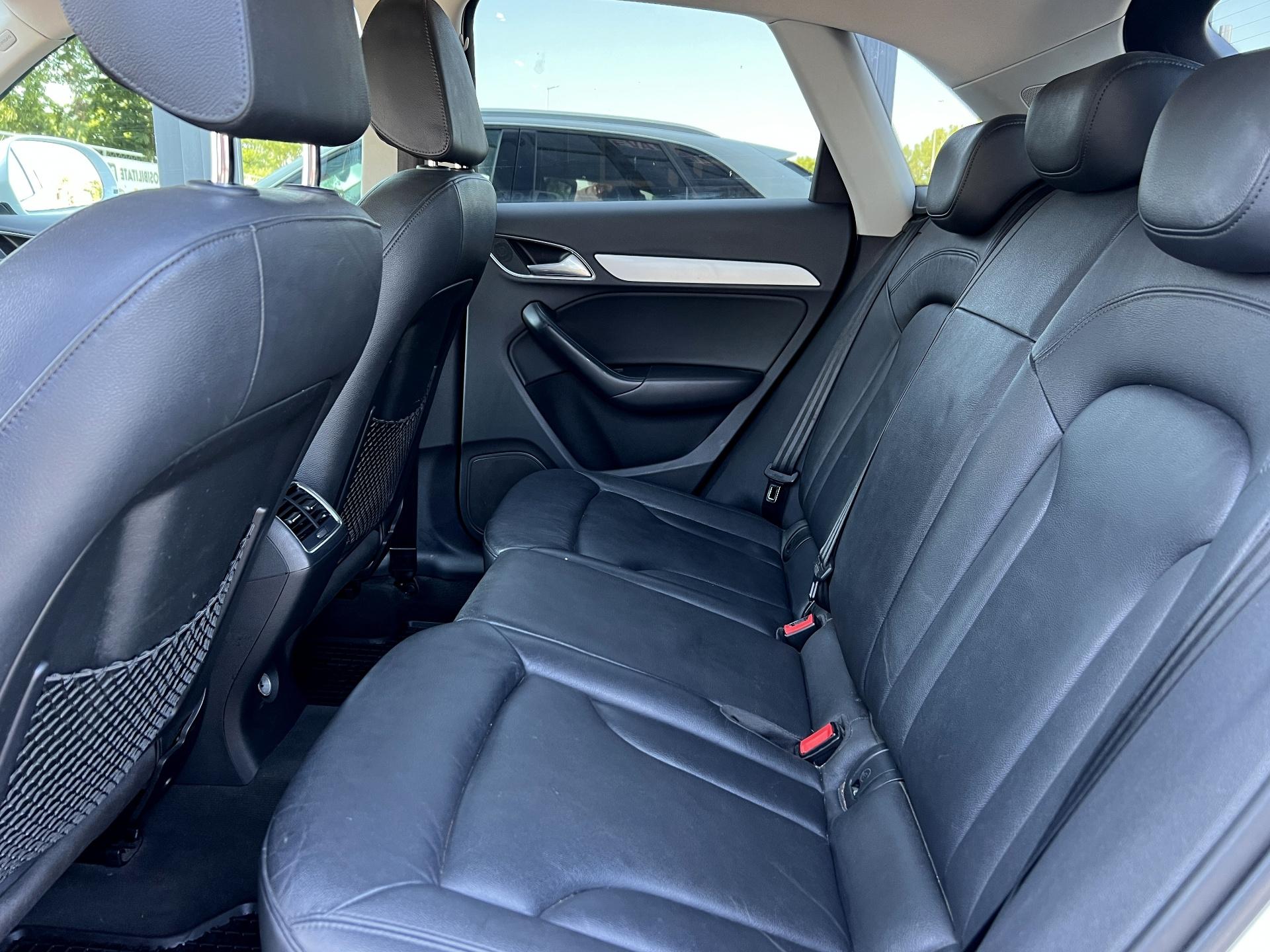 Audi-Q3