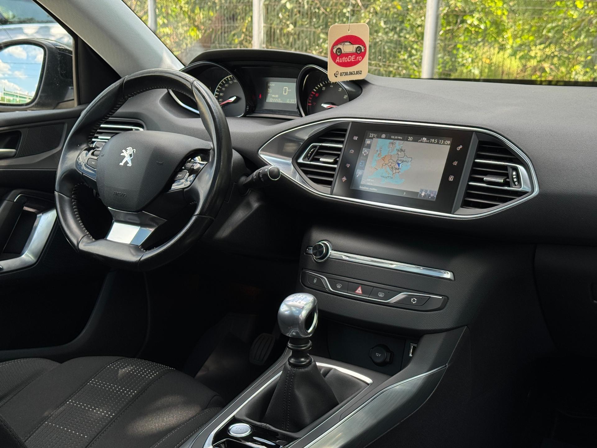 Peugeot-308