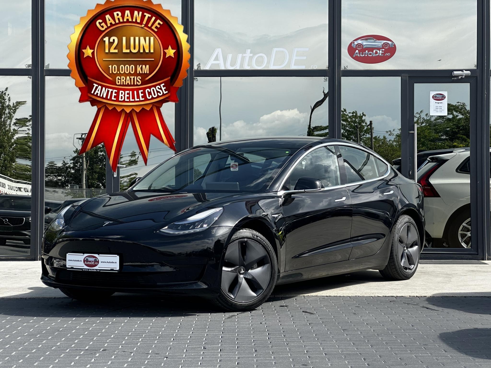 Tesla-Model 3