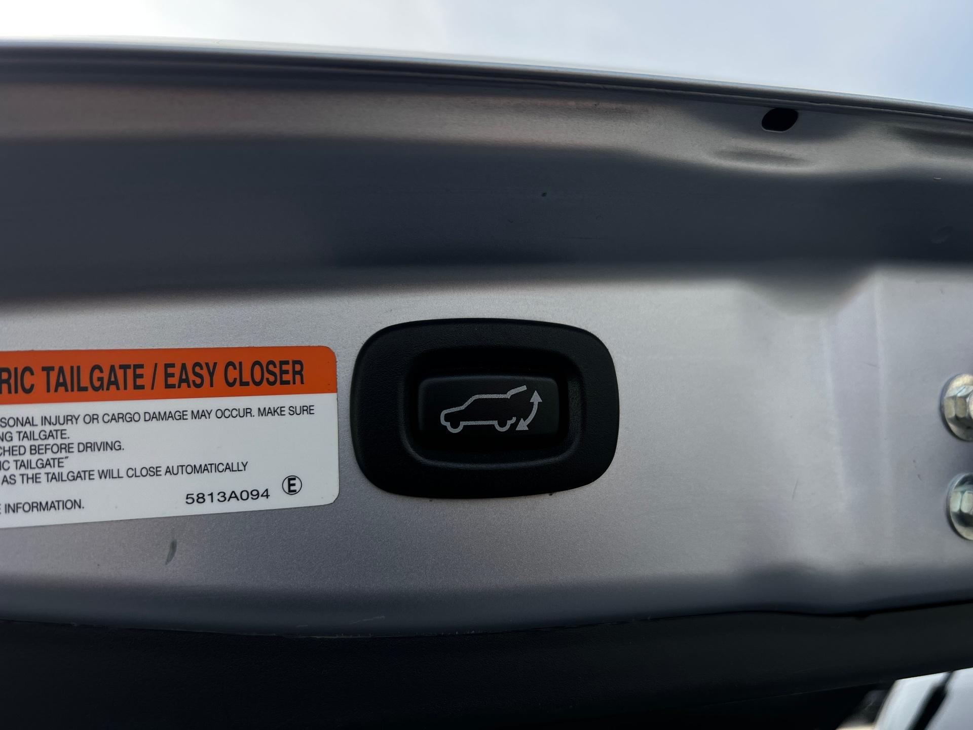 Mitsubishi-Outlander