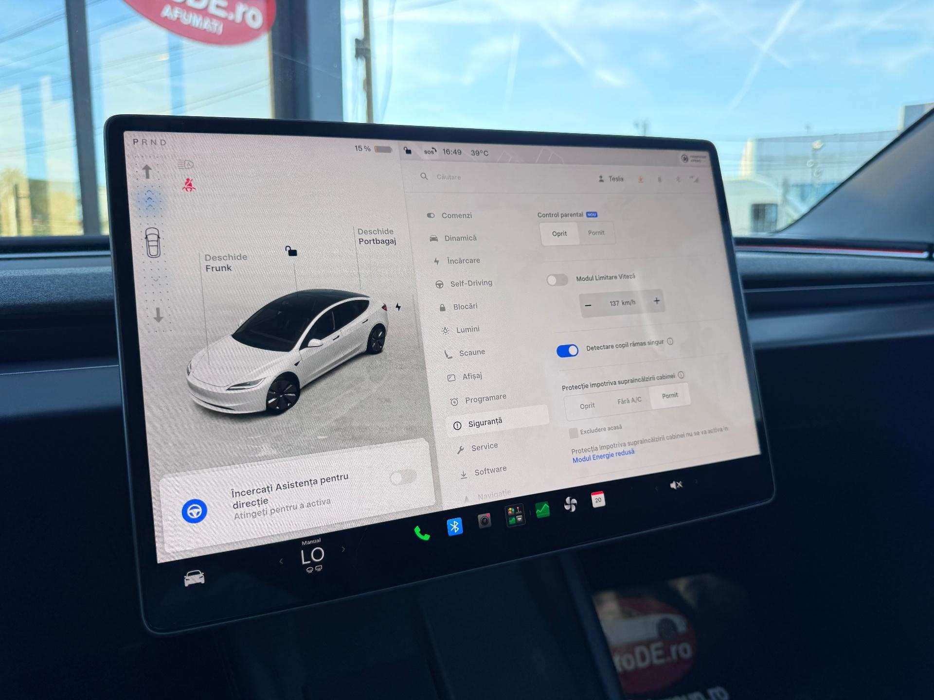 Tesla-Model 3