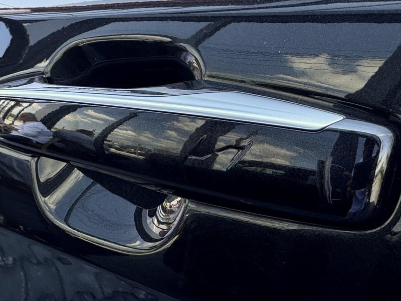 Car Thumb
