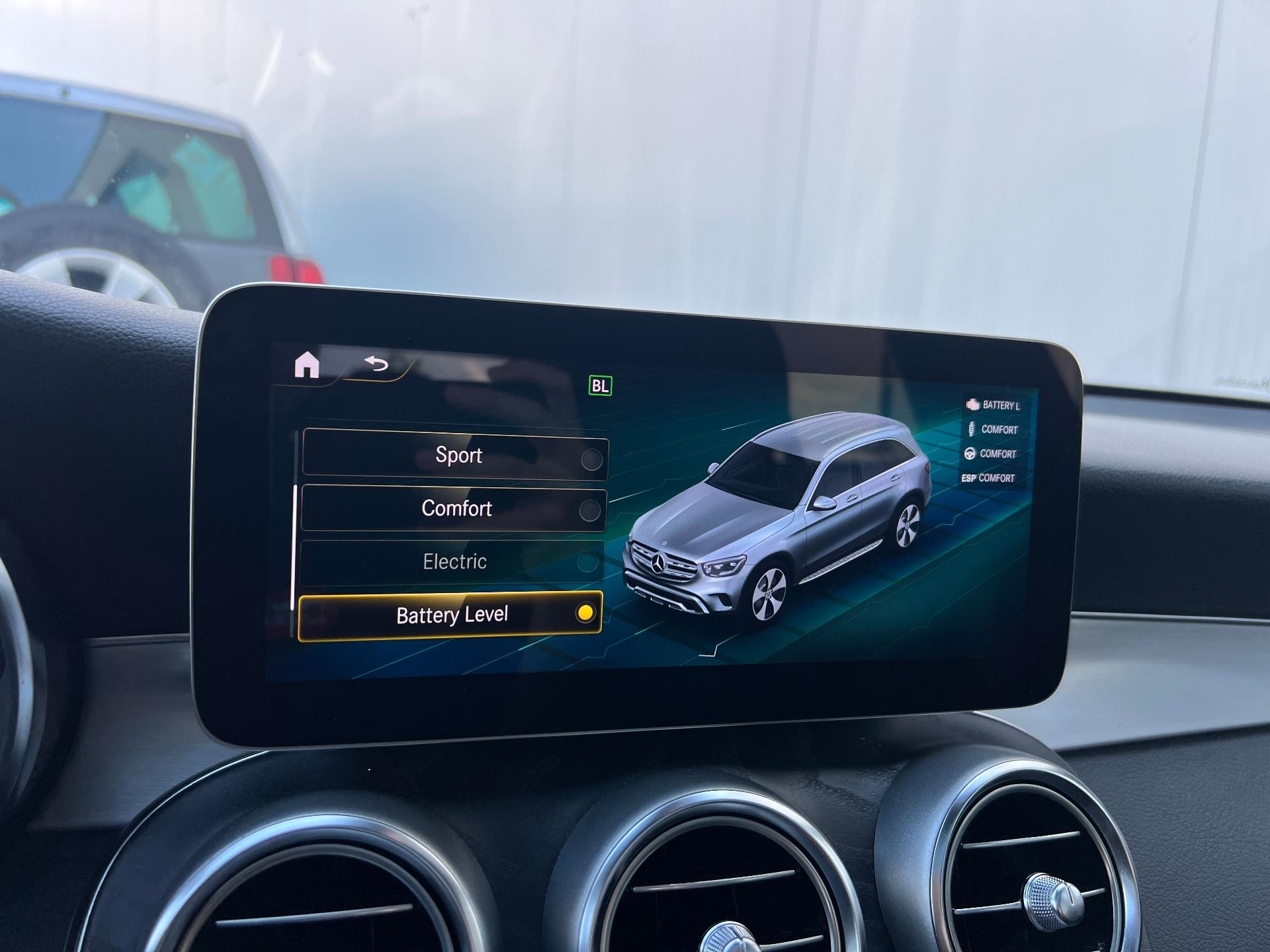 Mercedes-Benz-GLC