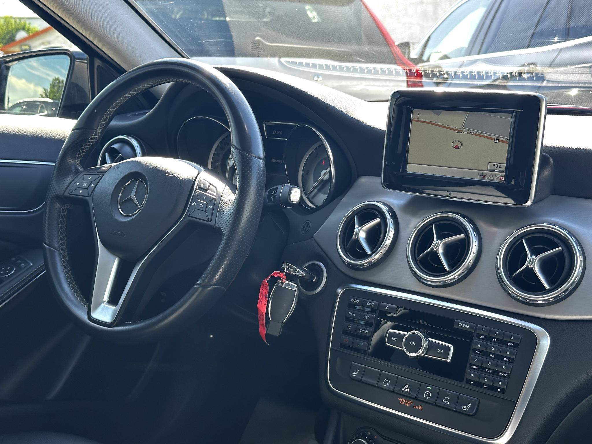 Mercedes-Benz-GLA