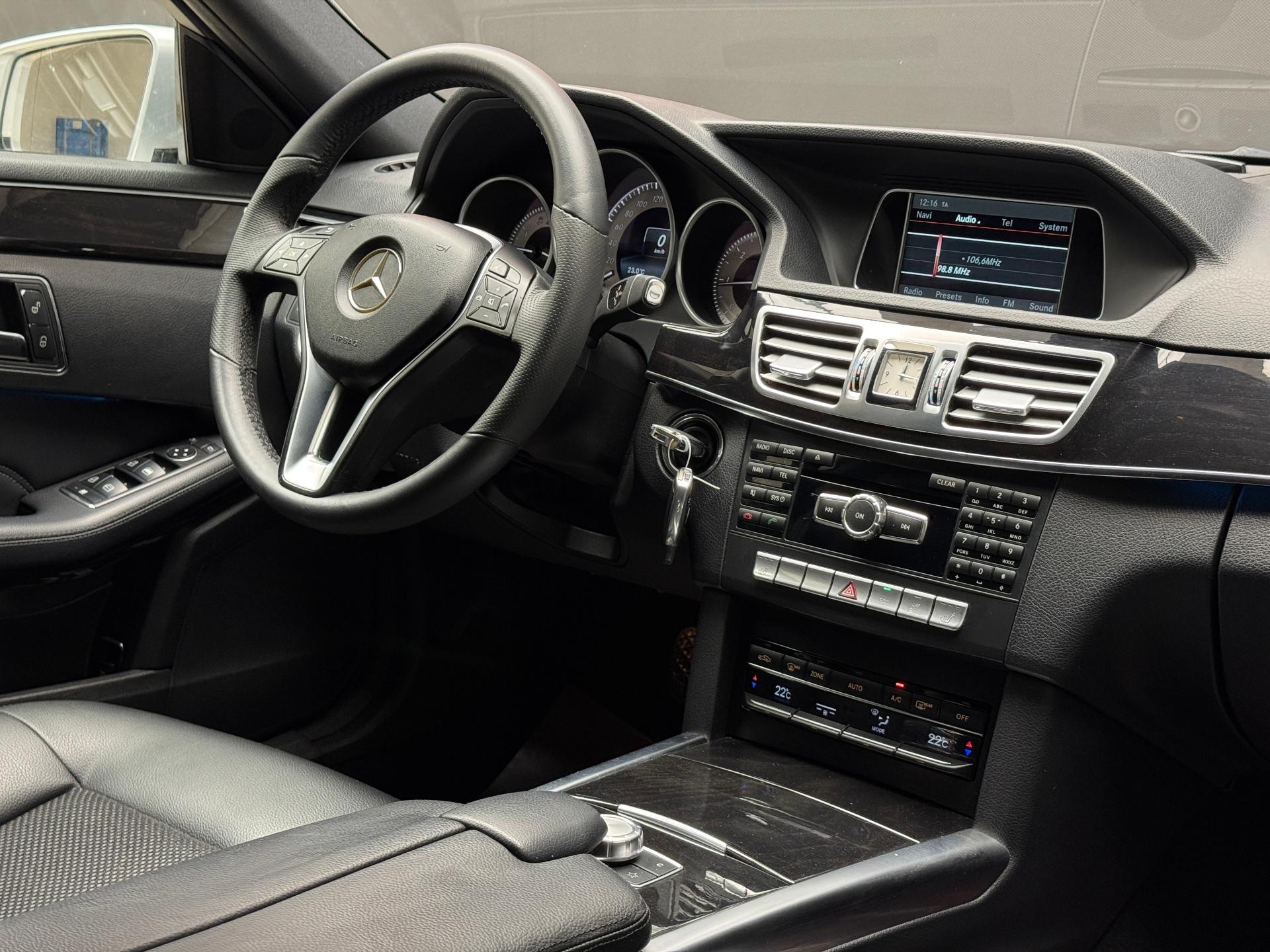 Mercedes-Benz-E