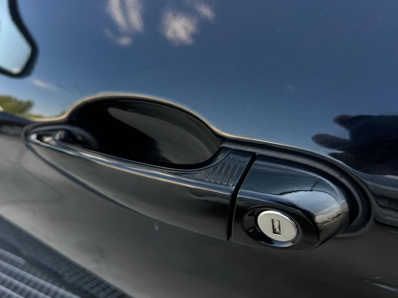 Car Thumb