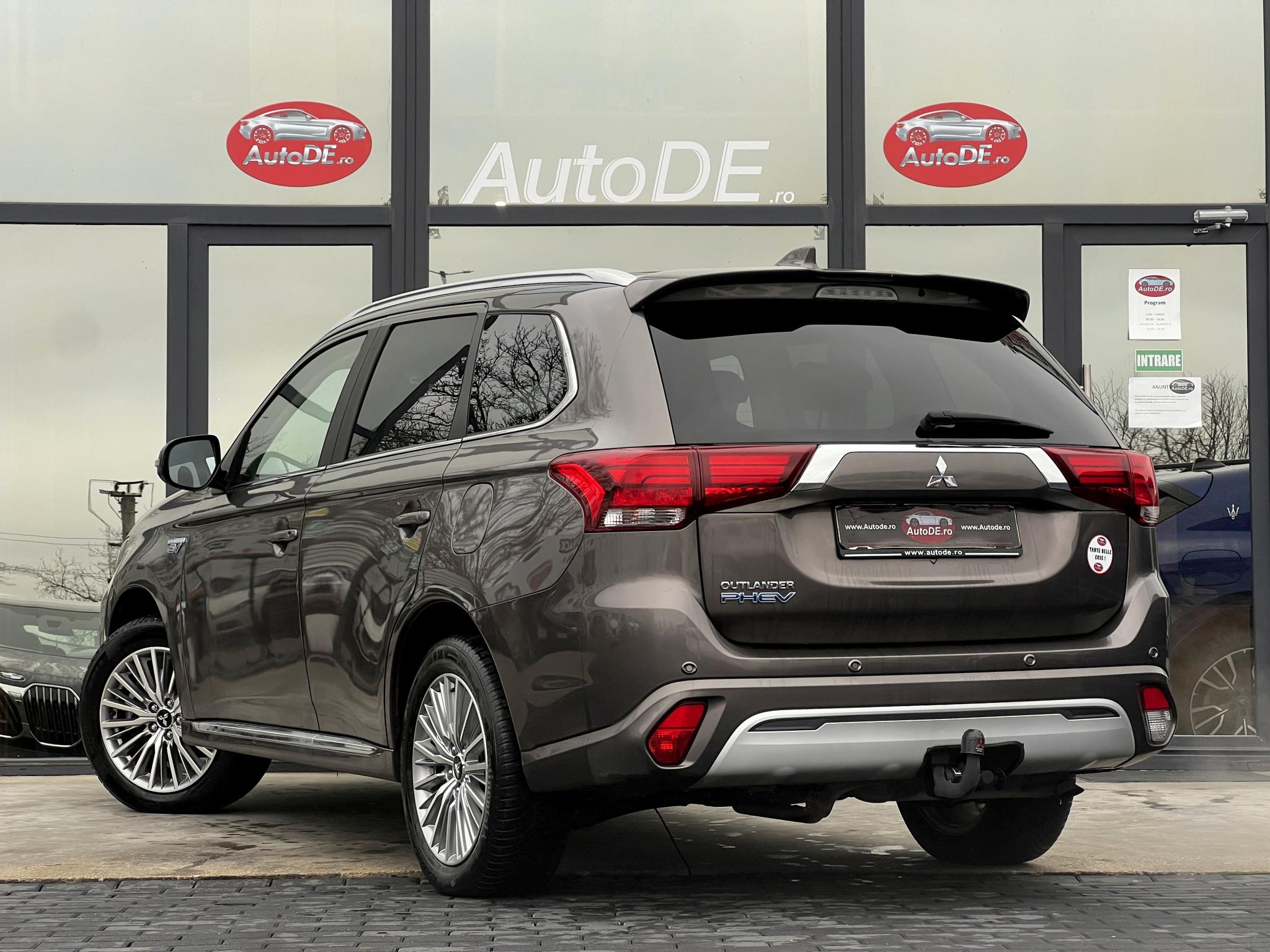 Mitsubishi-Outlander