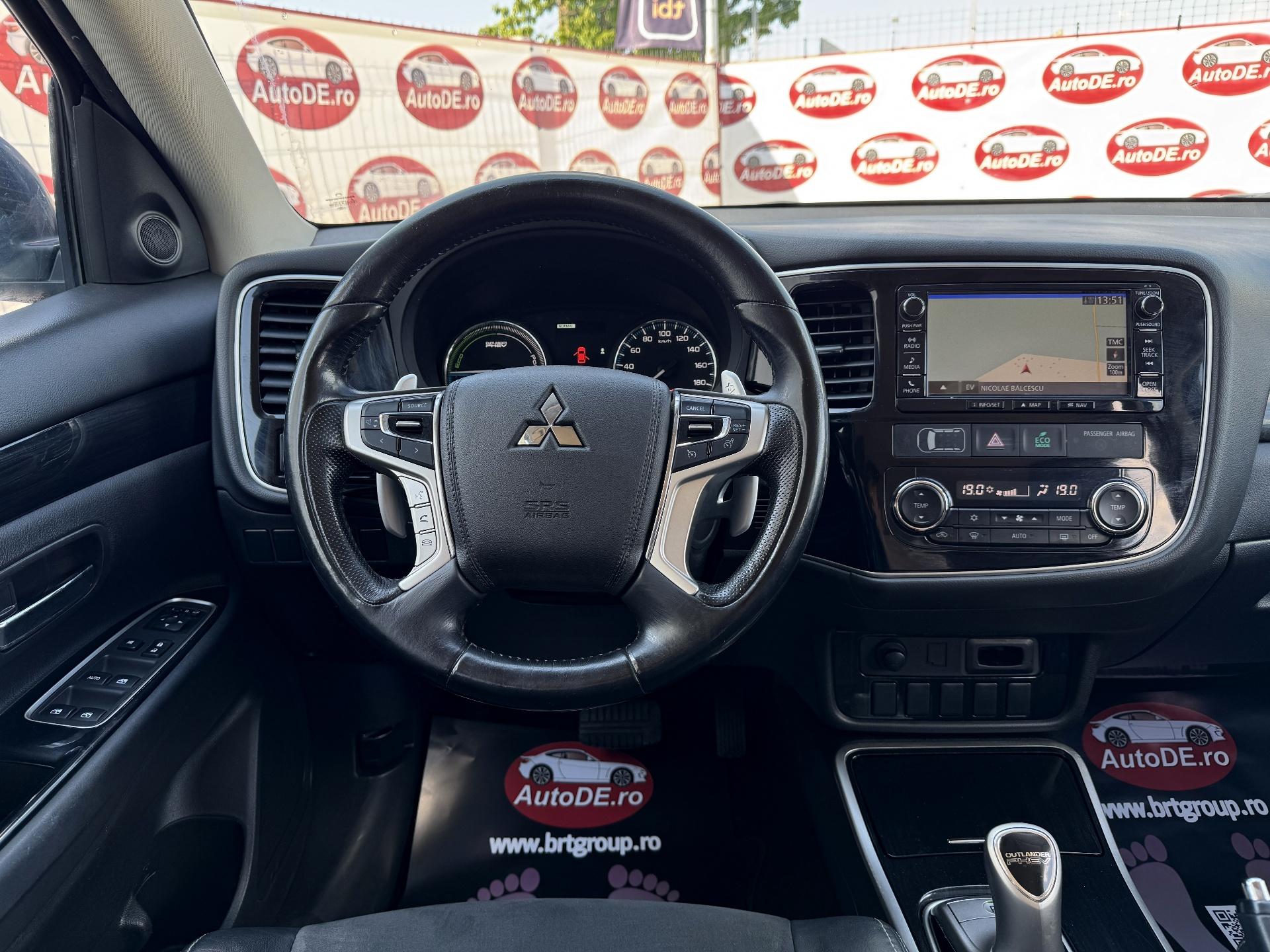 Mitsubishi-Outlander