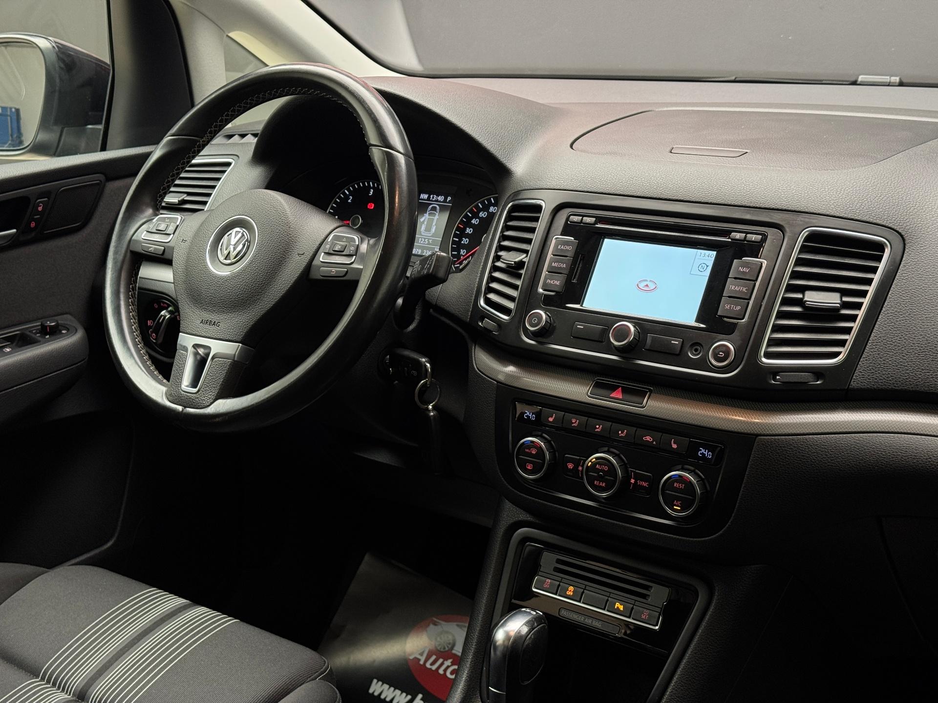 Volkswagen-Sharan