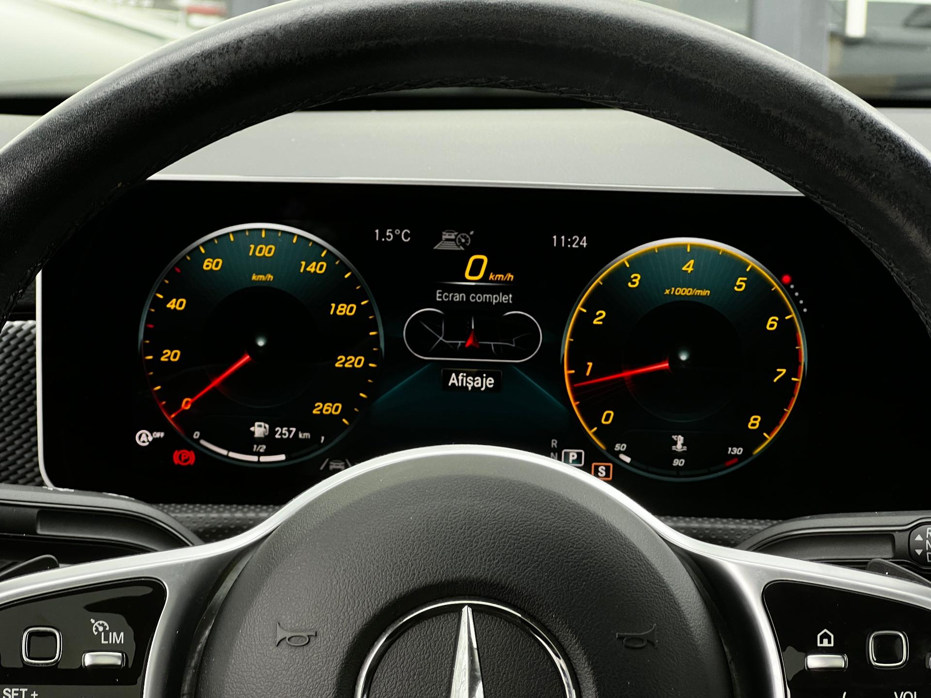 Mercedes-Benz-CLA